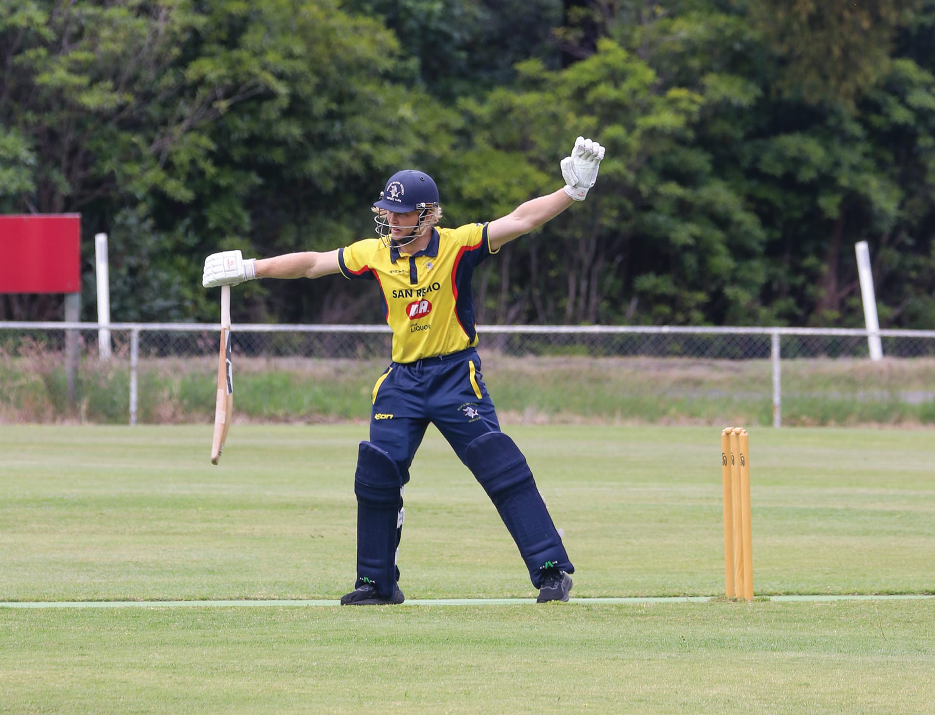 Batsman Lachlan Cleeland out by bowler Adam Trotto. Z30_4523 