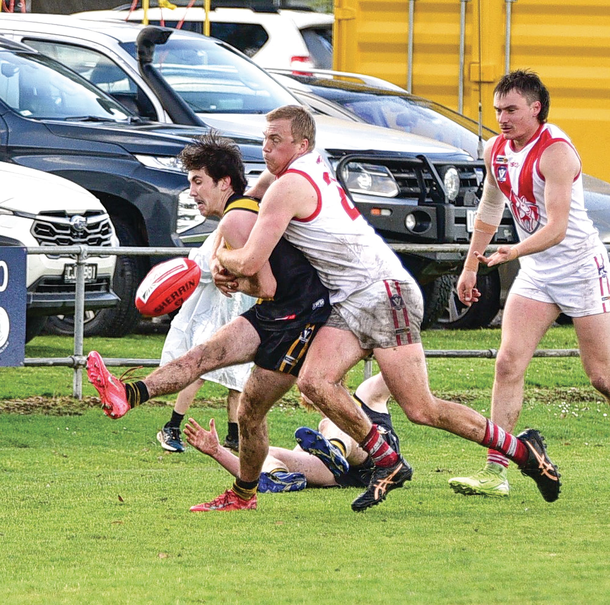 While the Tigers couldn’t get away from Fish Creek on this occasion, Foster prevailed by three goals.