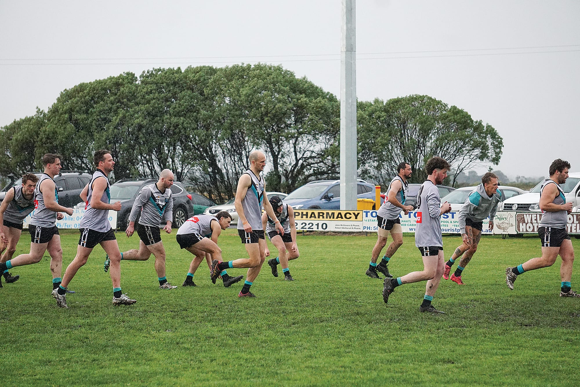 Dylan Buckley with his Toora side as they warmup for the match. Ns18_3024