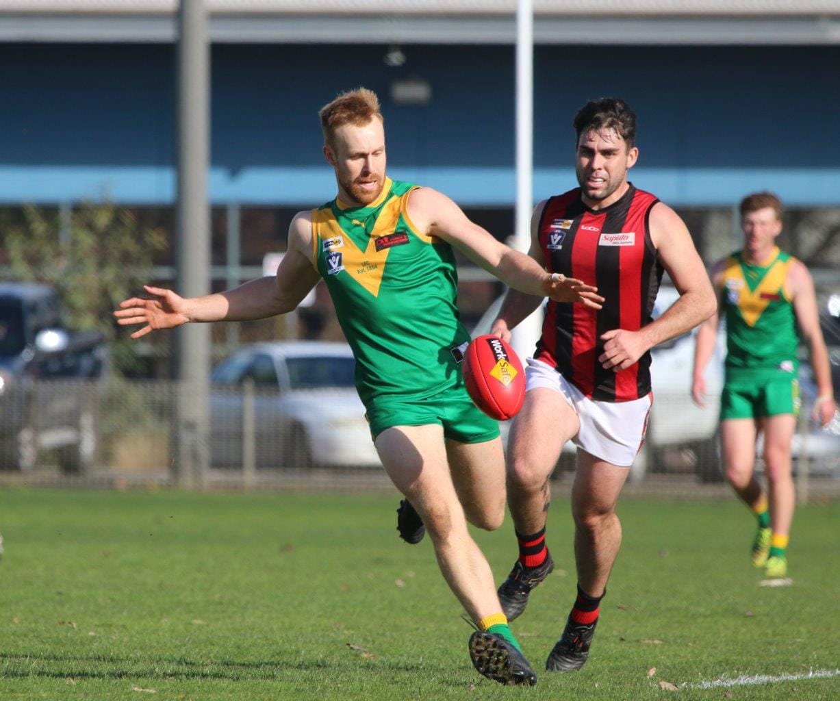 Parrots impressive in 86-point demolition of Maffra