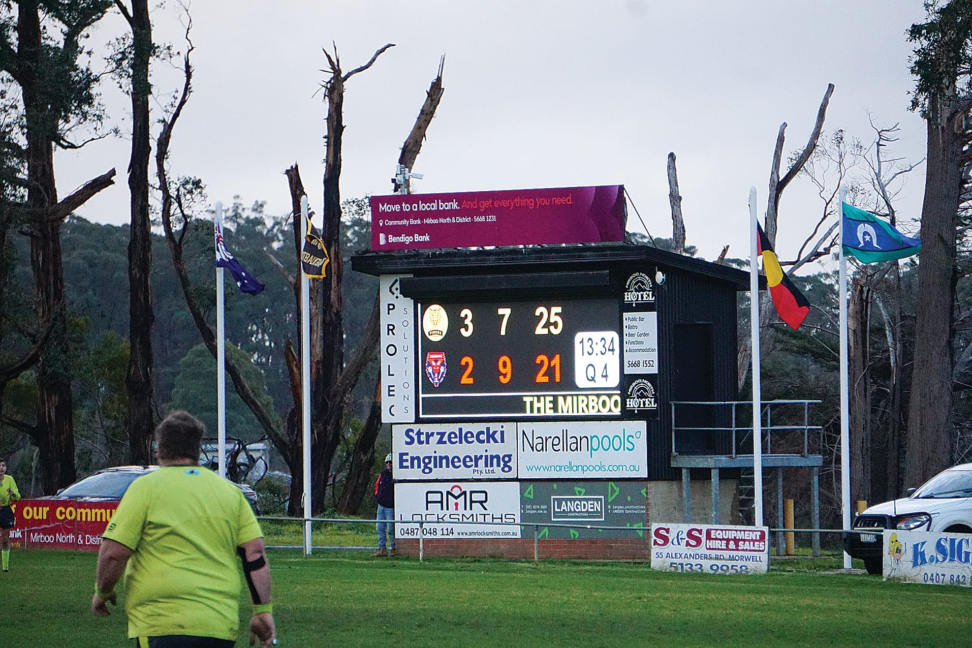 It was a close victory for the Tigers. Ns46_3024