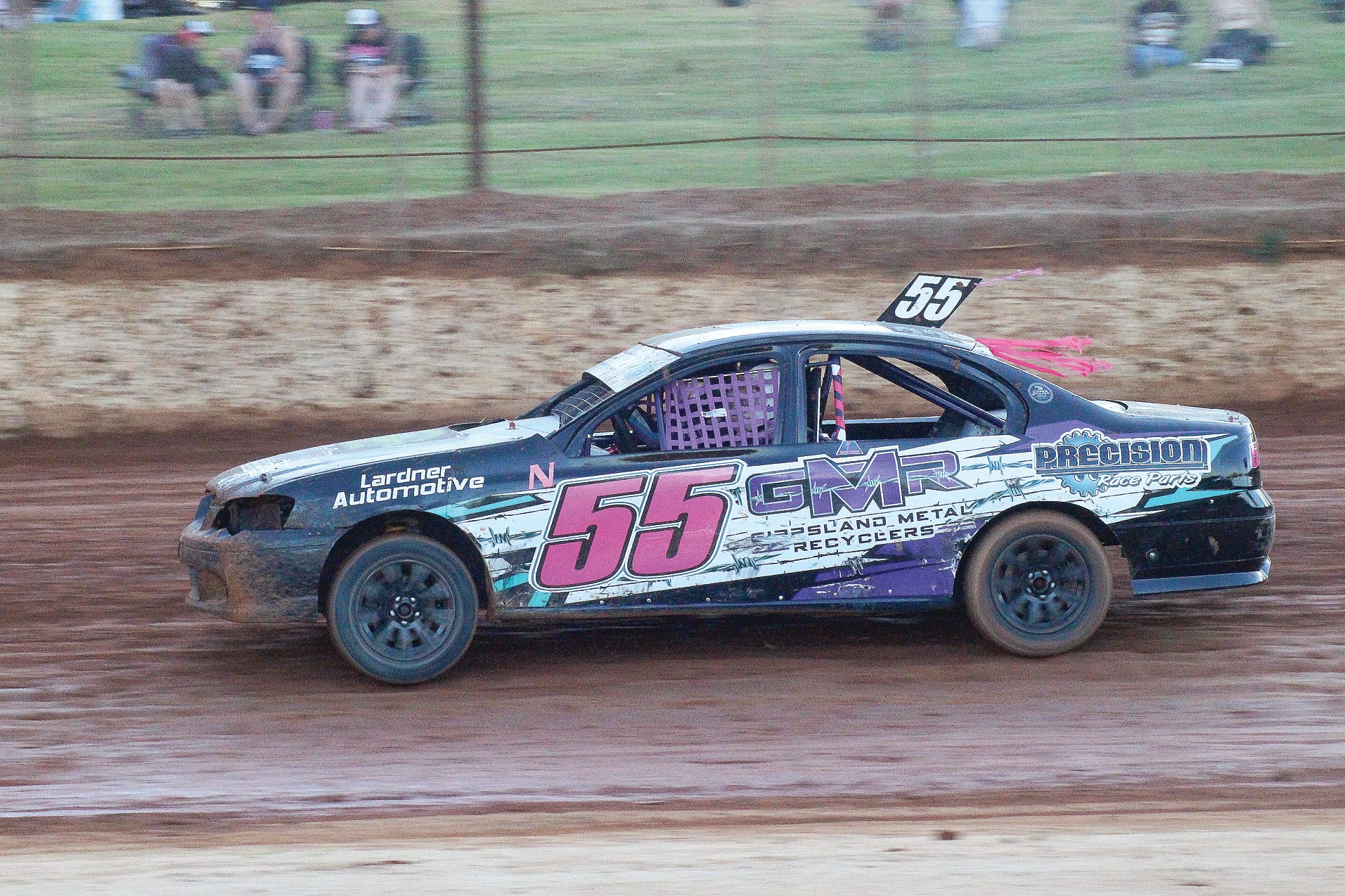 Caroline Allen from Warragul secured the win in the Ladies Standard Saloons ‘Pink Night’ feature for breast cancer awareness.
