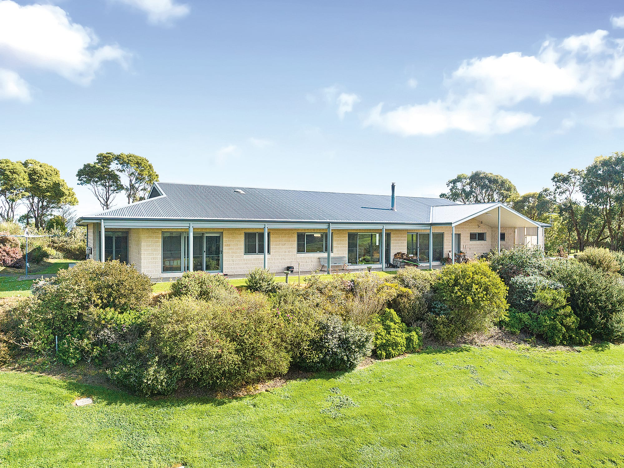 ‘Sunrise’ - Embrace Rural Vistas on 2 Acres