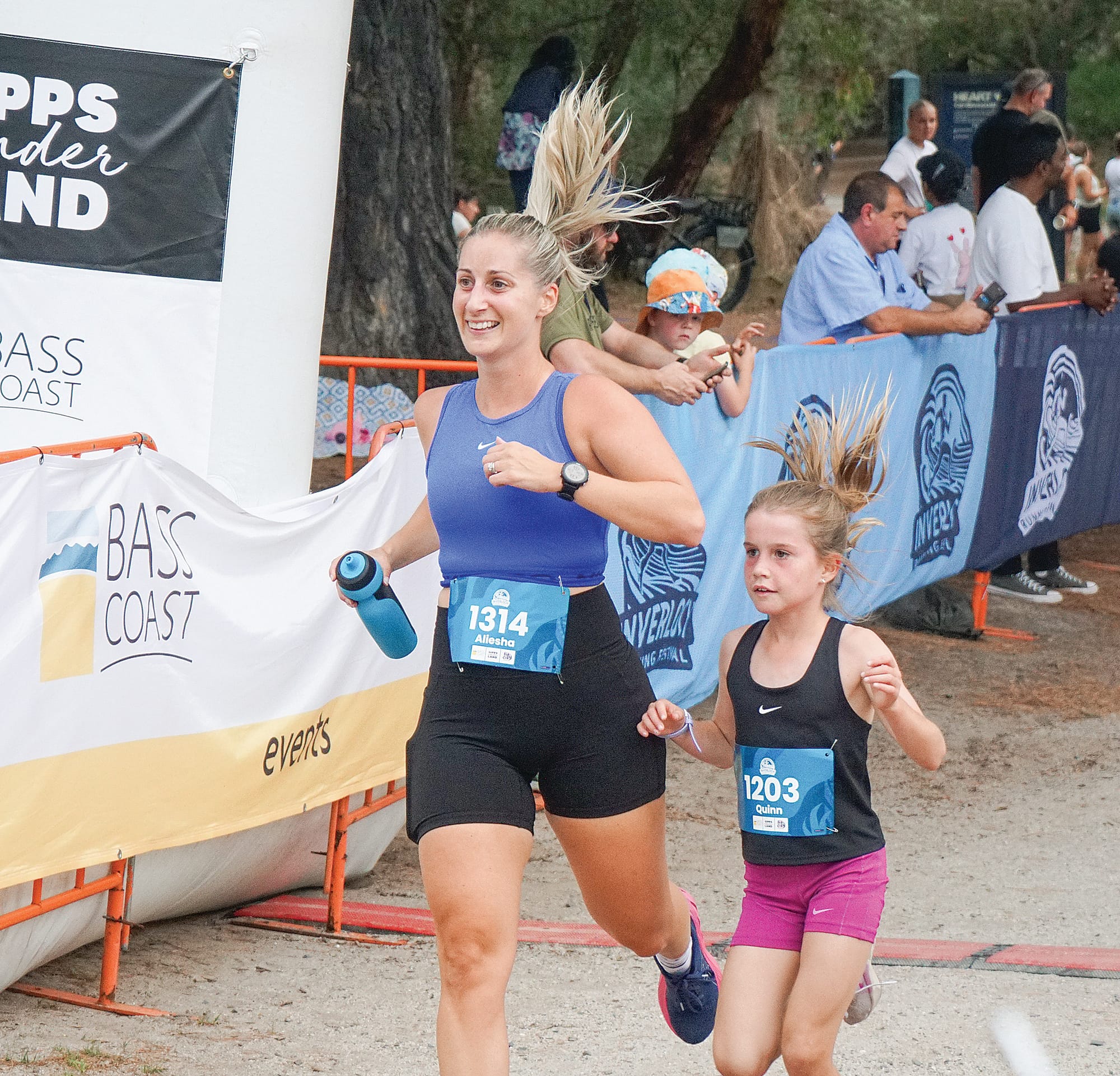 Aliesha and Quinn finished strong together. Ns27_1125