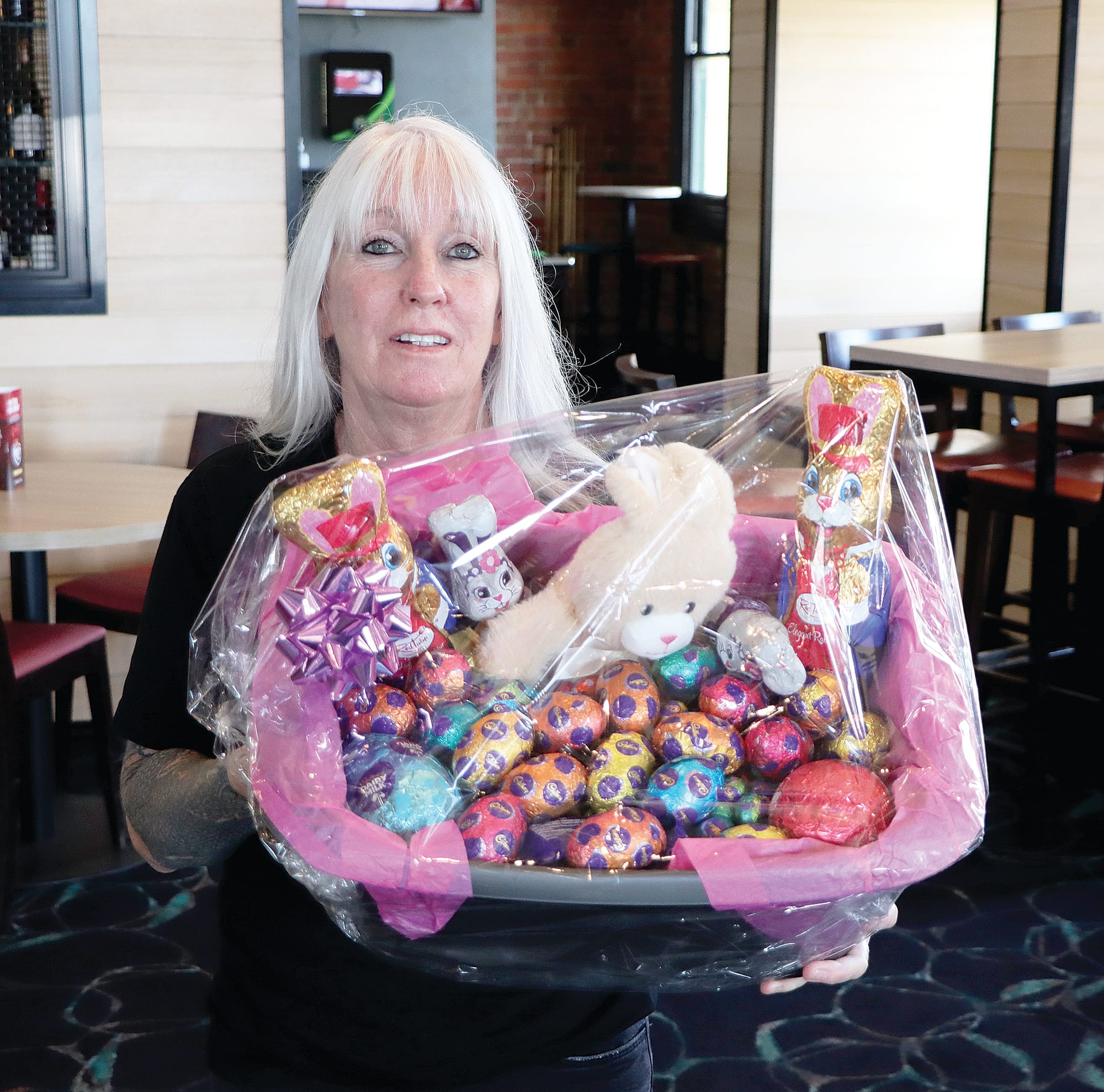 Austral Hotel supports RCH fundraising effort