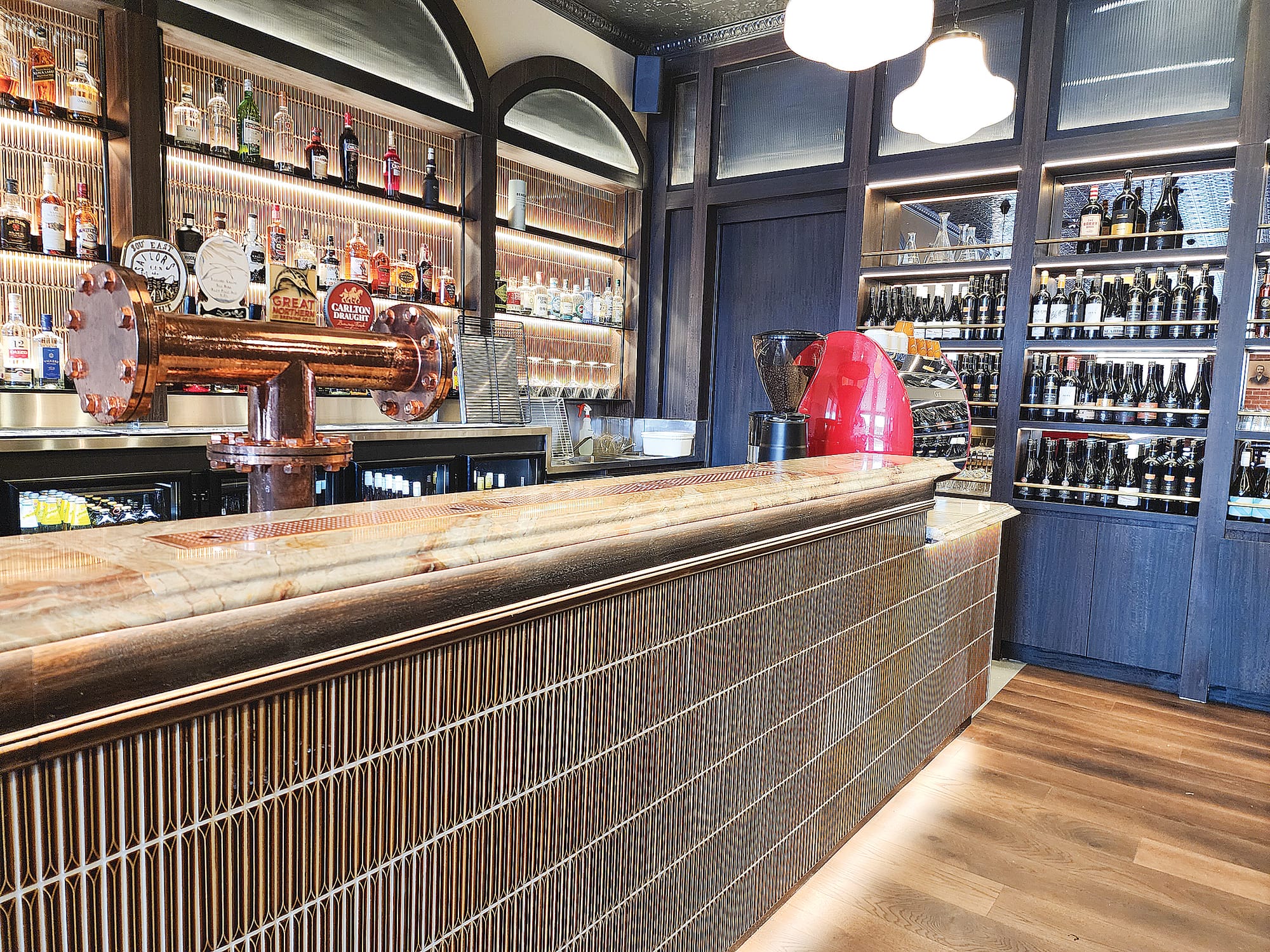 Every detail has been thought of in the Art Deco inspired space, down to the glassware. C06_4424