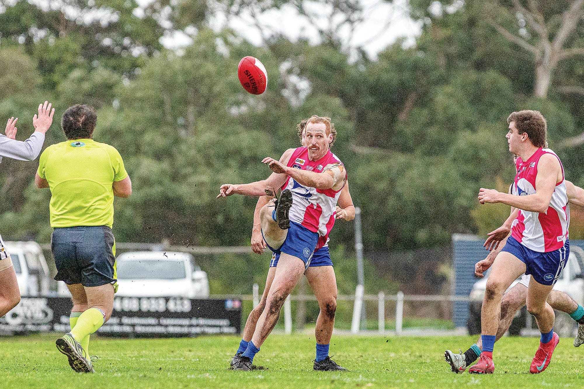 Magpies win in thrilling upset