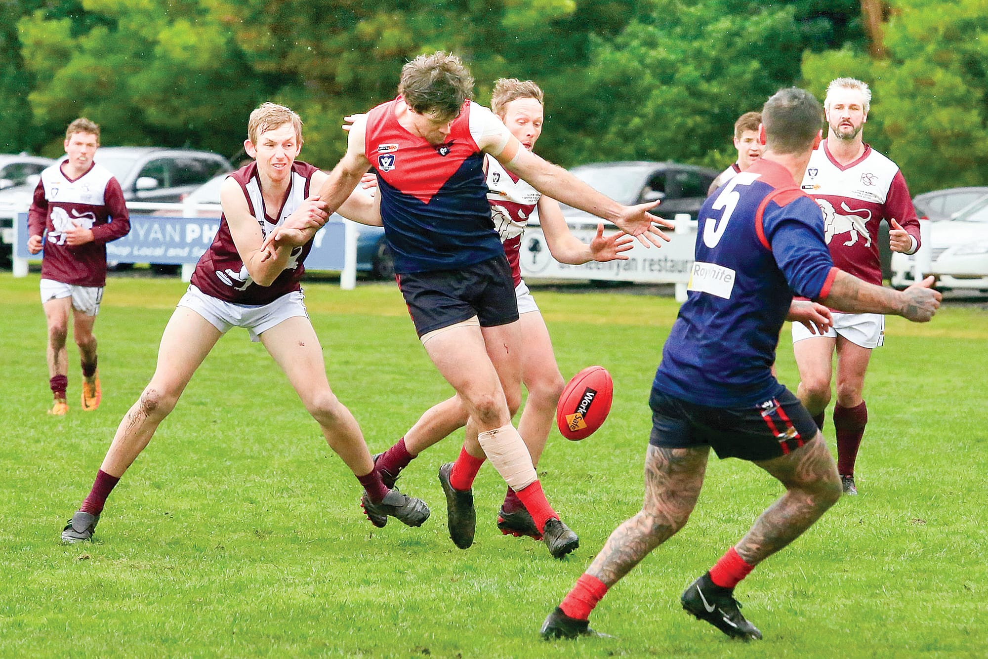 Stony Creek and MDU battle for possession.