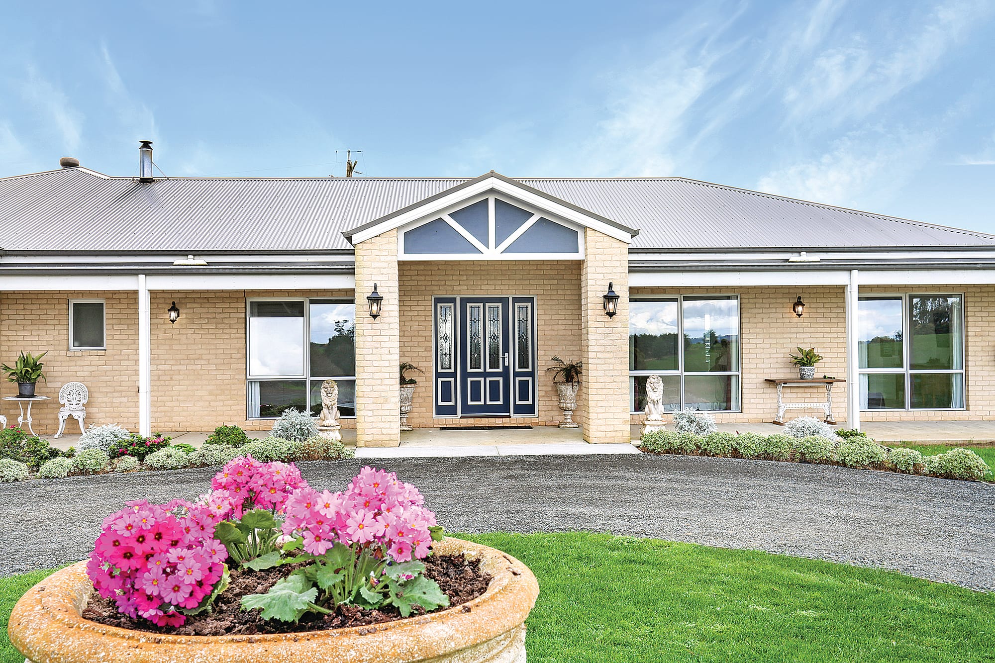 “Oak Tree Farm” serene countryside haven