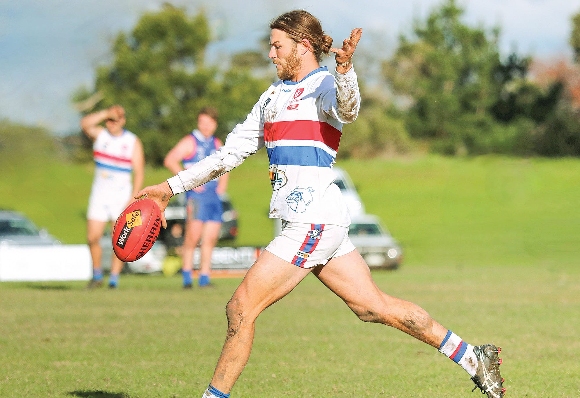 Bulldogs prove too strong in goal-filled Bunyip clash