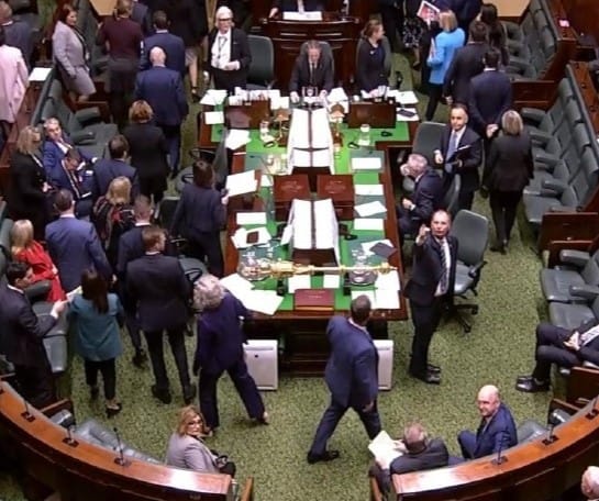 Protesters delayed the presentation of the State Budget today.