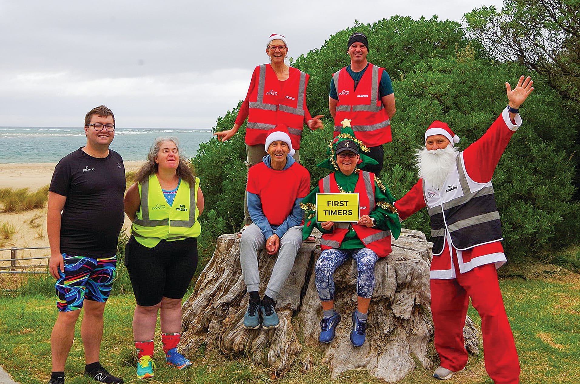 Inverloch parkrunners celebrate Christmas