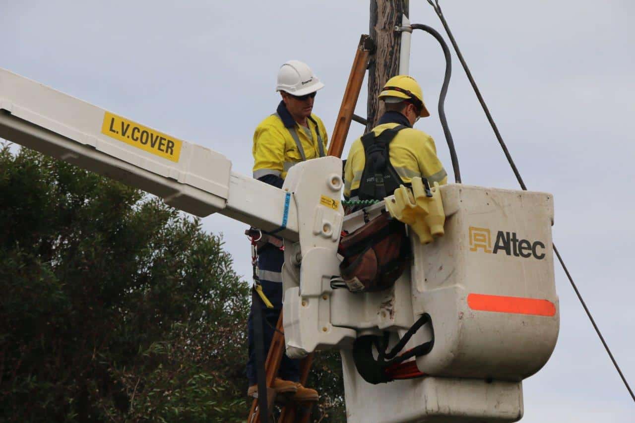 Still no power? You can apply for $1680 a week