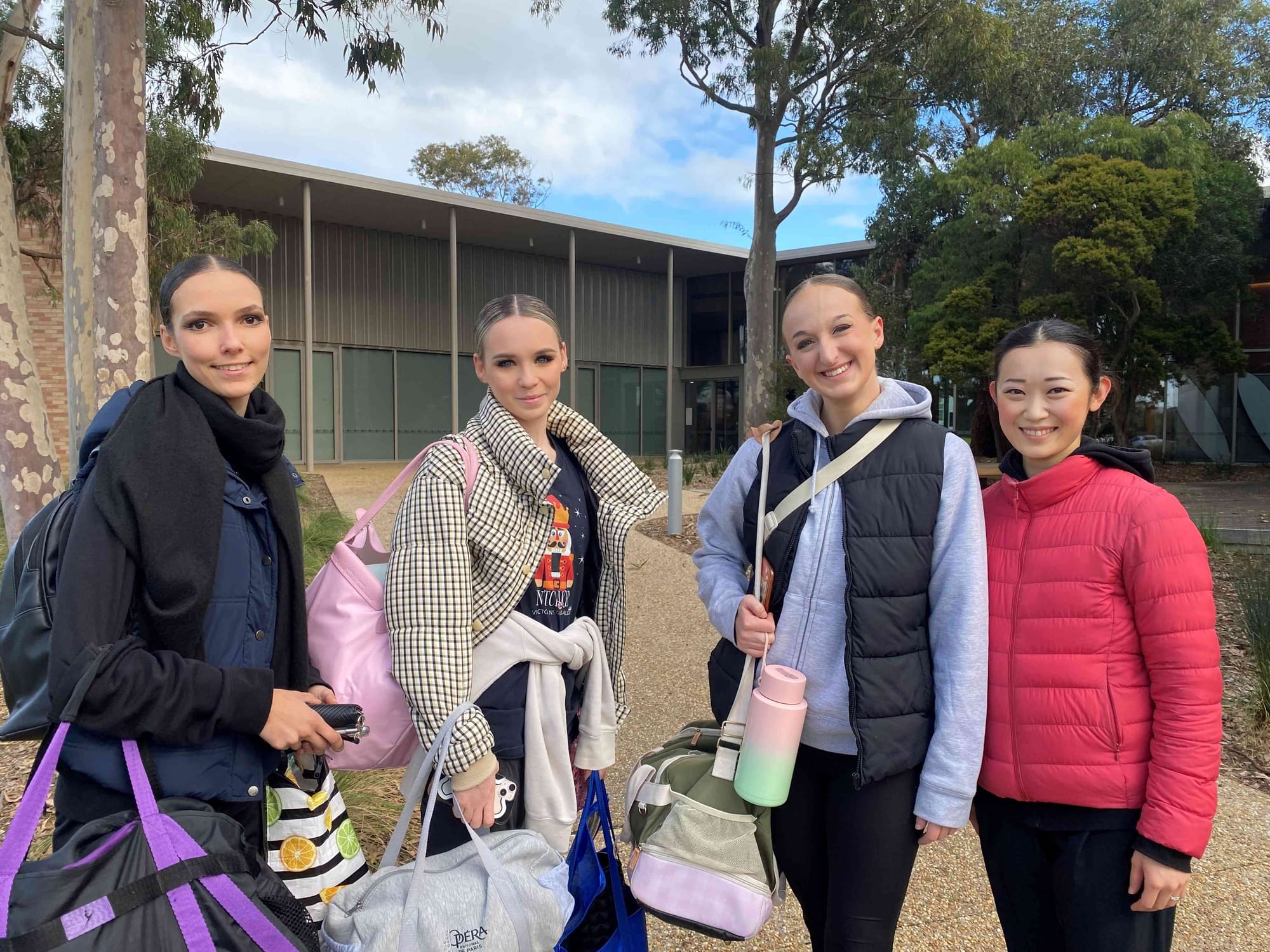 Ballet lovers flock to Berninneit for Swan Lake