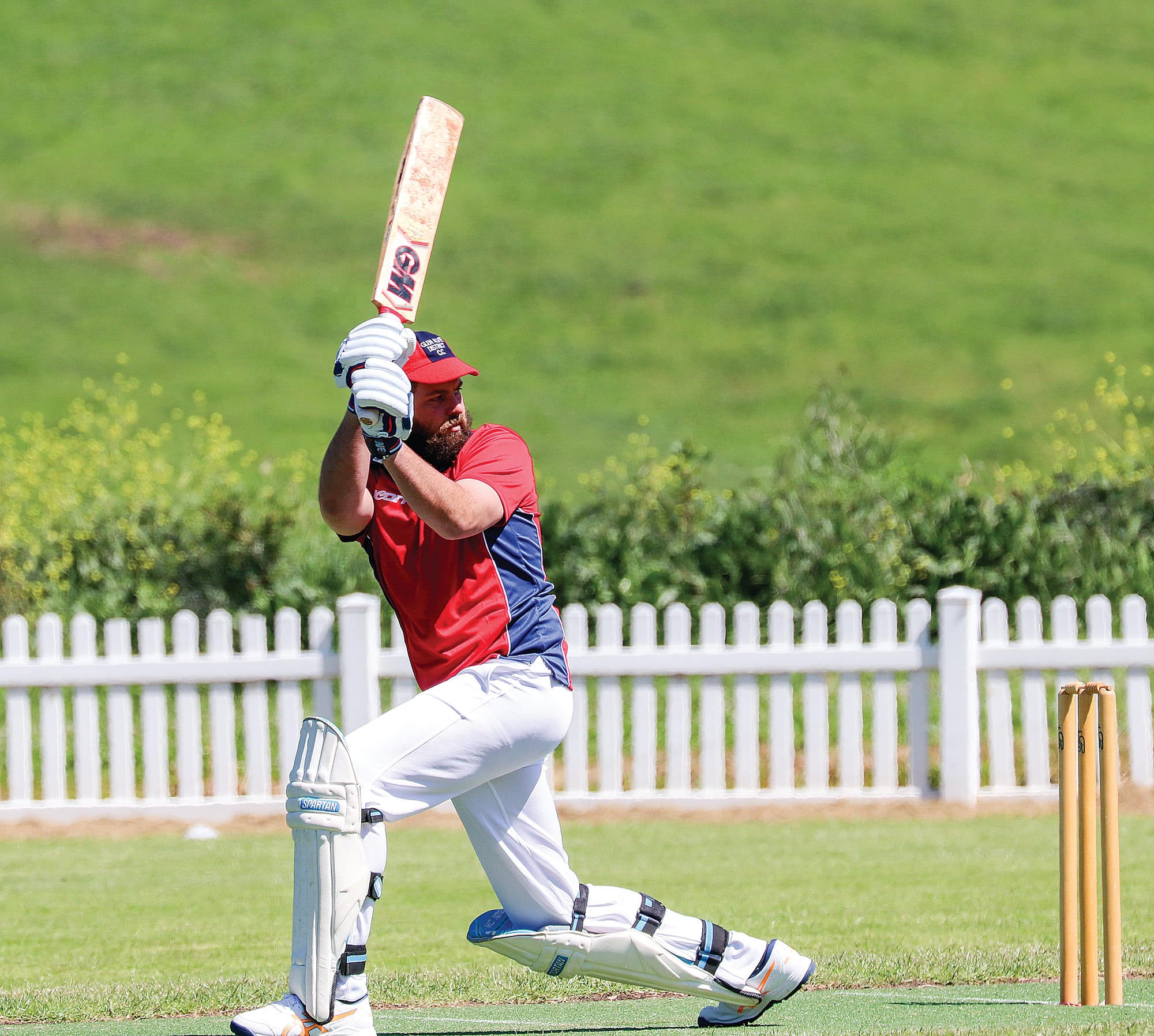 Luke Scholz duck round four against Nyora’s Tyler Perkins. Z39_4424