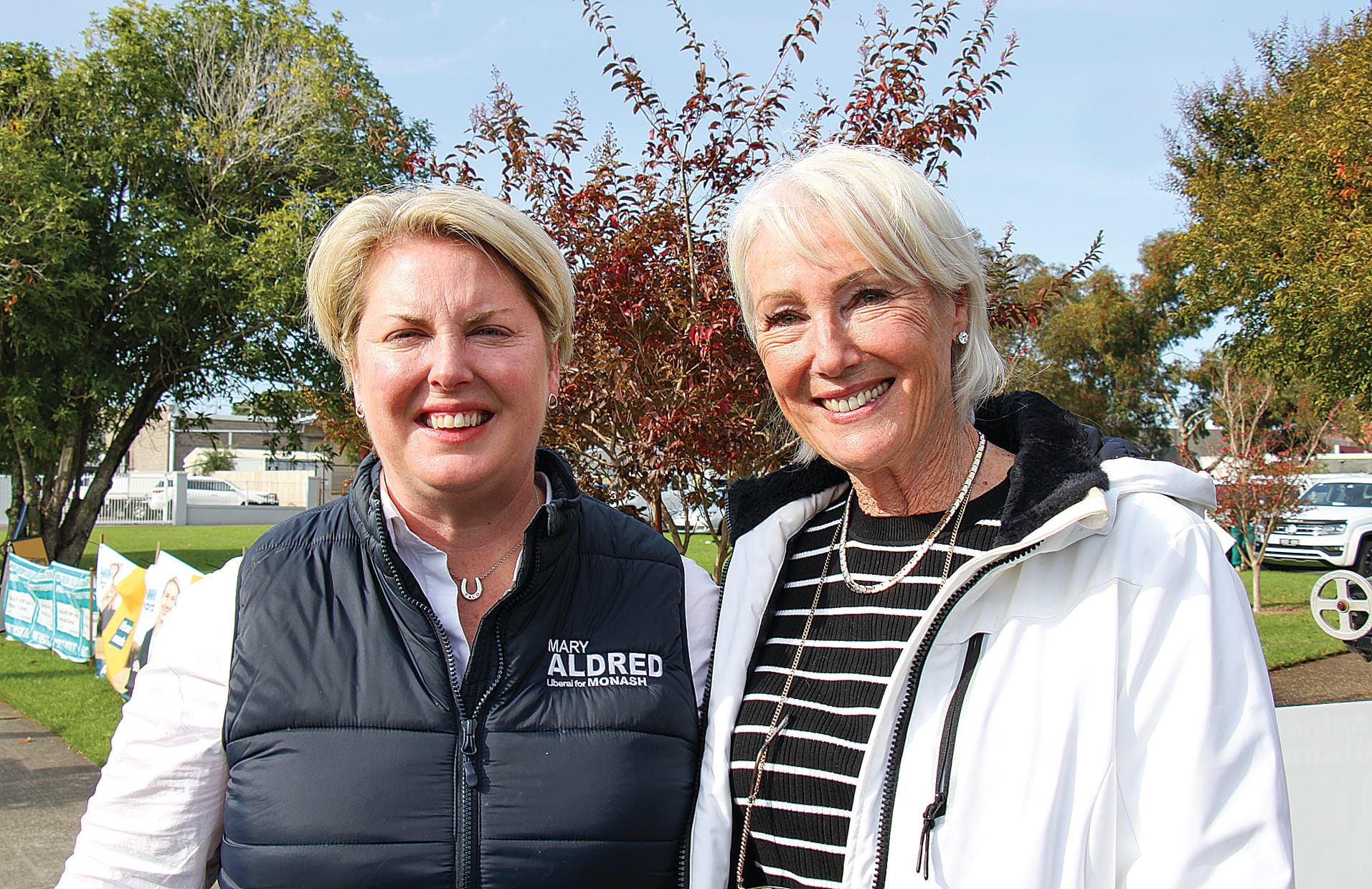 Liberal Mary Aldred standing side-by-side with her mother Margaret in the final hours of the 2025 election campaign. B13_1825