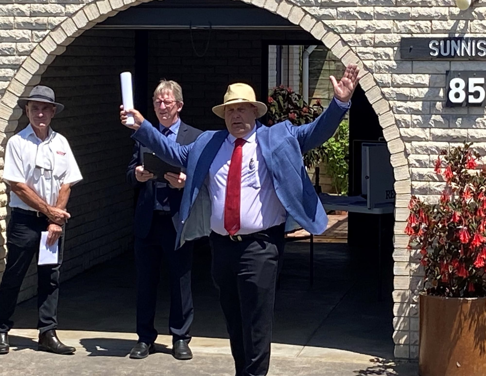 An 18-acre lifestyle property, ‘Sunniside’, located at 85 Ridgway Road, Kilcunda, is knocked down by Alex Scott auctioneer Greg Price for $1.9 million with Wonthaggi Alex Scott Manager Phil Hanley and CEO Paul Dunlop in attendance.