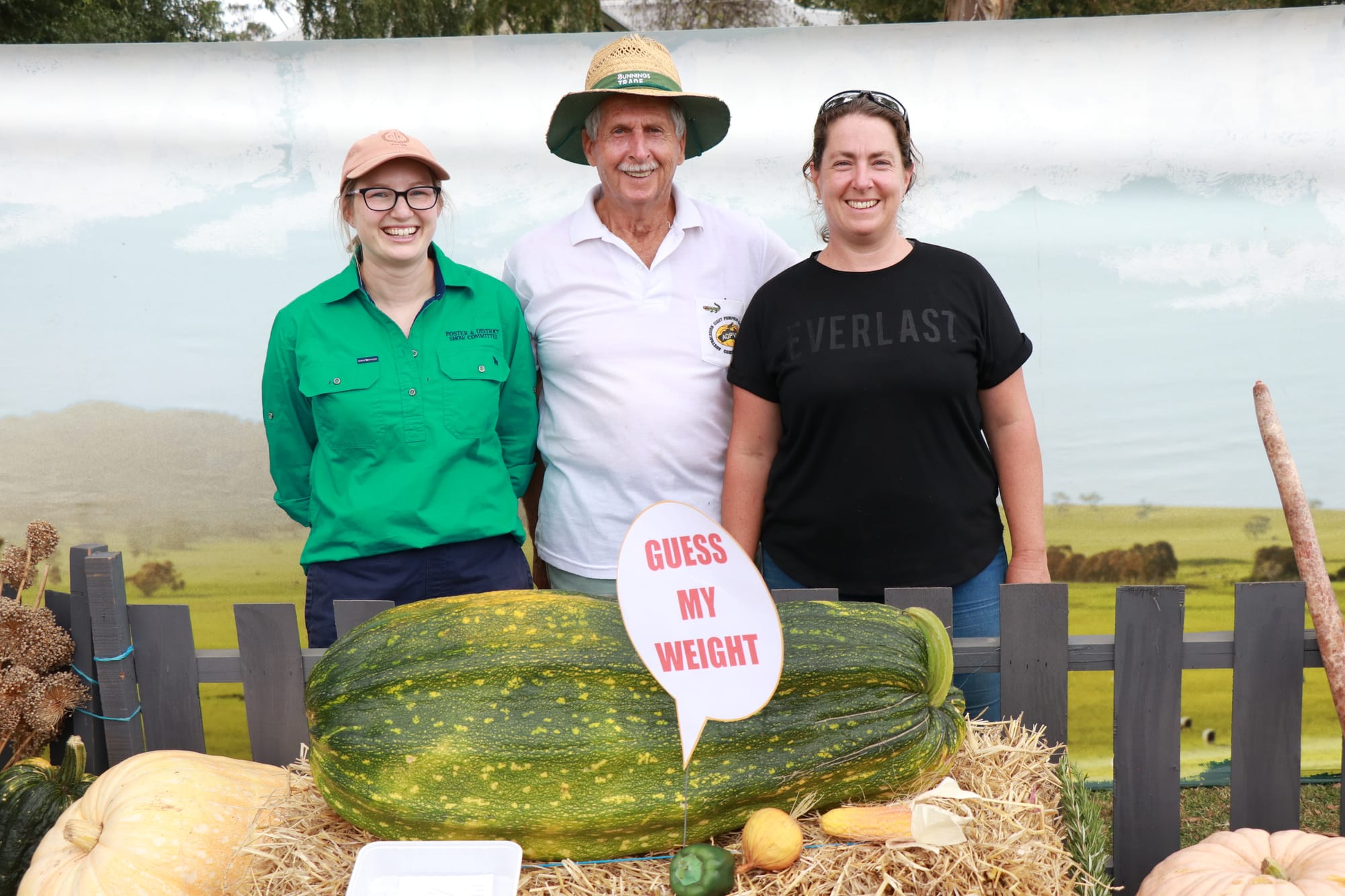 The guess my weight competition held by Atlantic Seeds was a new exhibit at the Foster Show. Z33_0923&nbsp;