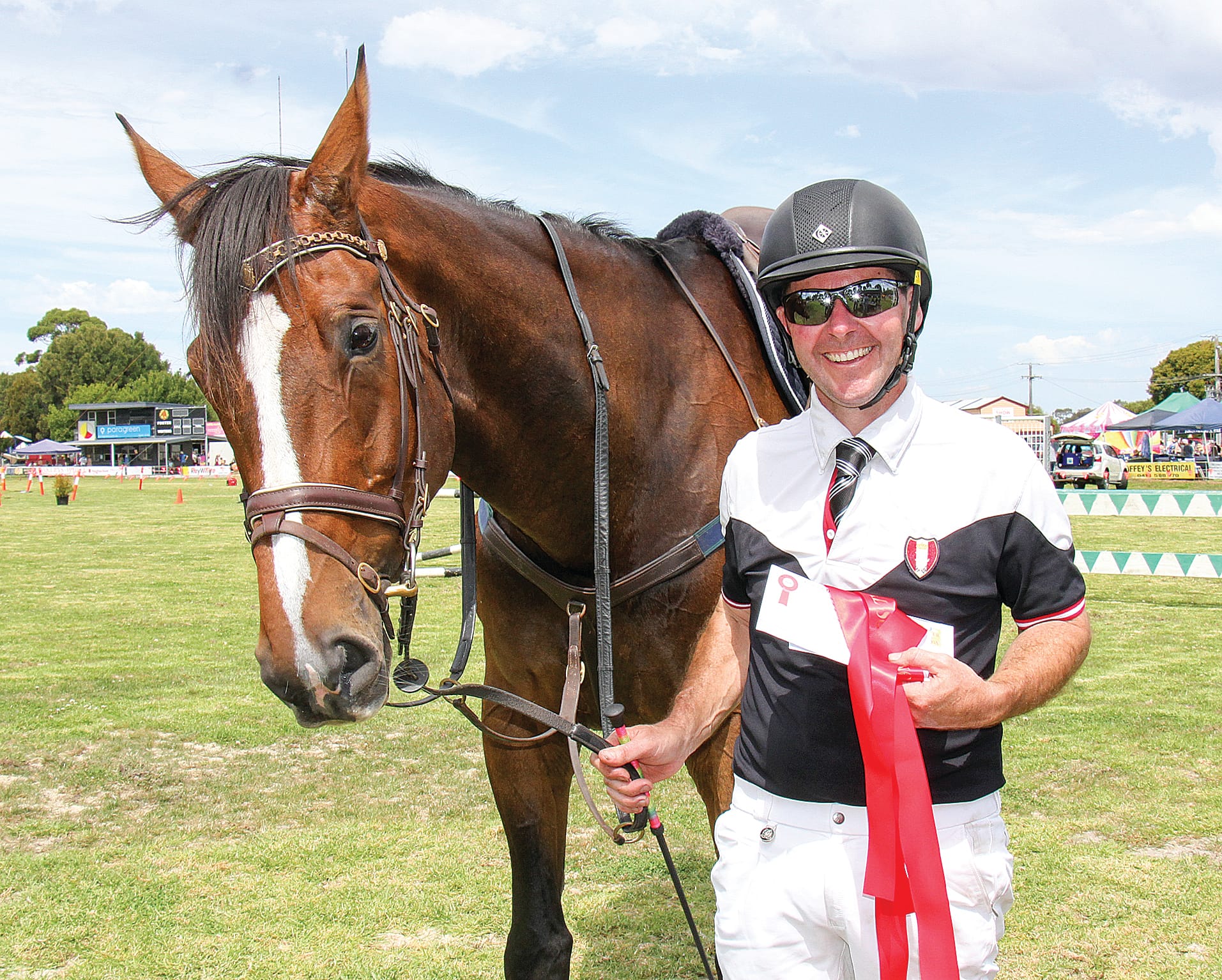 2nd place Open Showjumping 1m Mark Smith and D.P. Felix from Cranbourne. B90_0825