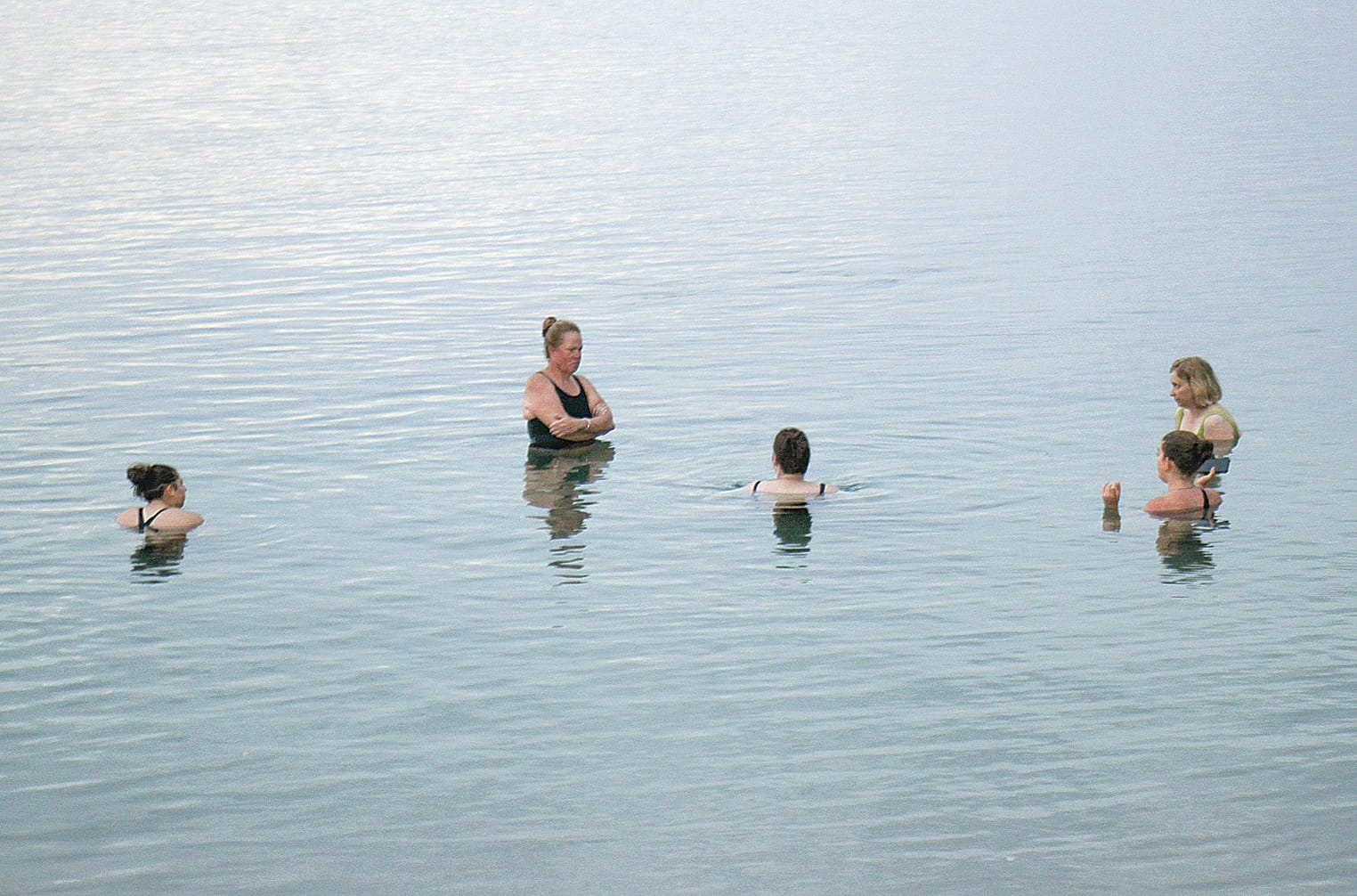 Ash, Nan, Alex, Sarah and Chloe started their weekend with the Invy Dip Club near the South Gippsland Yacht Club in Inverloch.