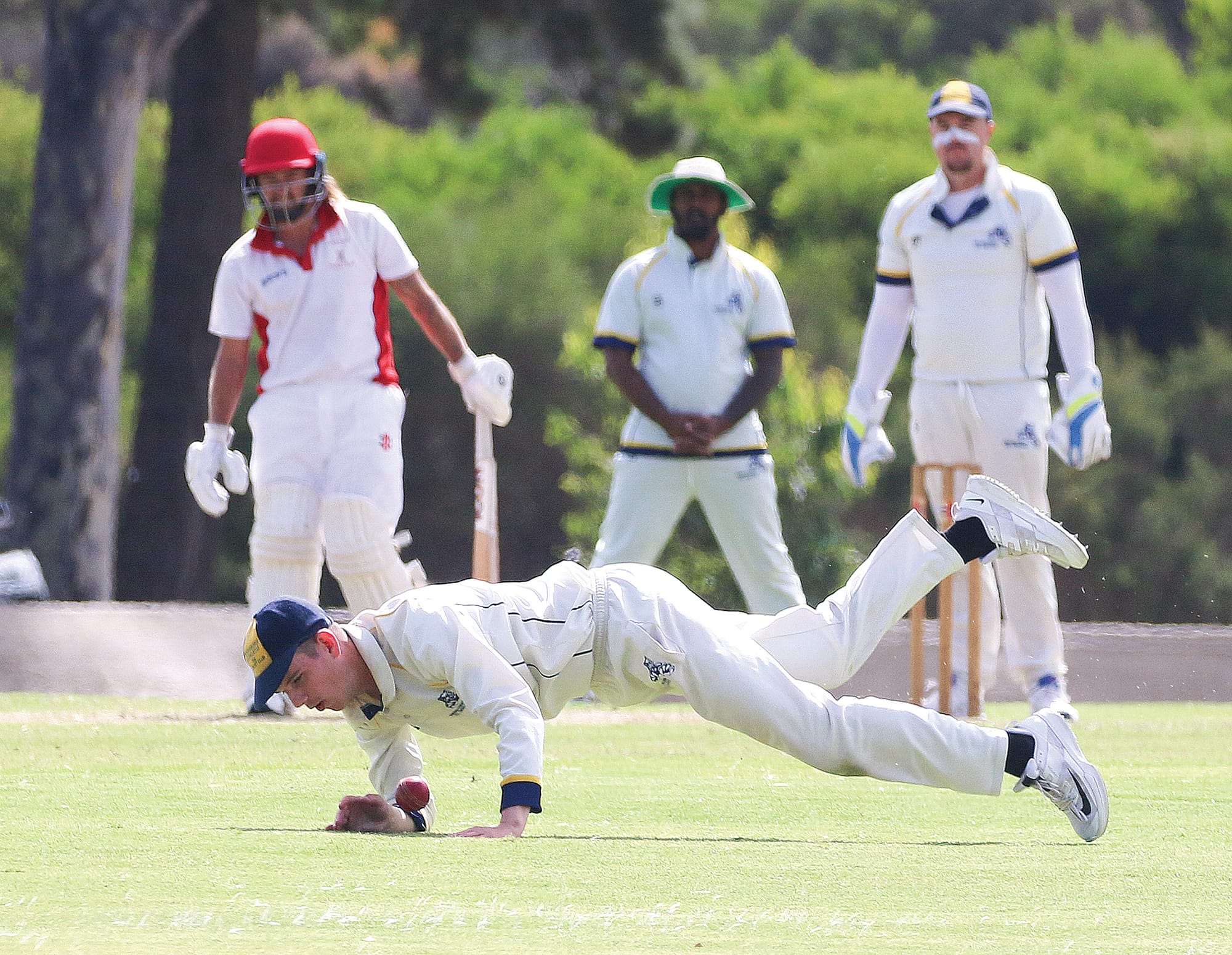 Koonwarra kept the pressure on with only the rare missed chance. ob56_1324