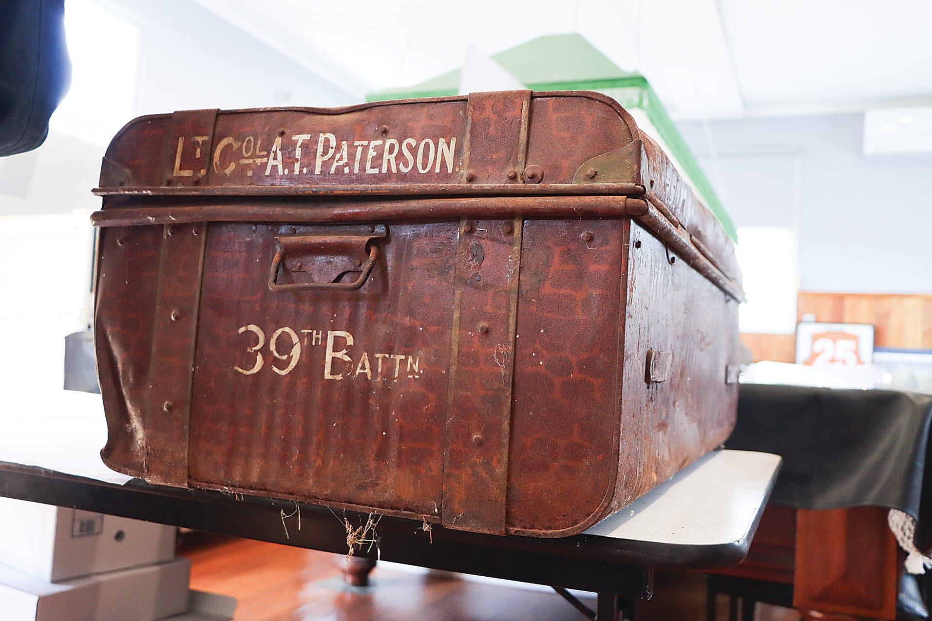 Lt Col Alexander Paterson’s connection to the 39th Battalion is still clearly visible on this WWI case. A02_0925