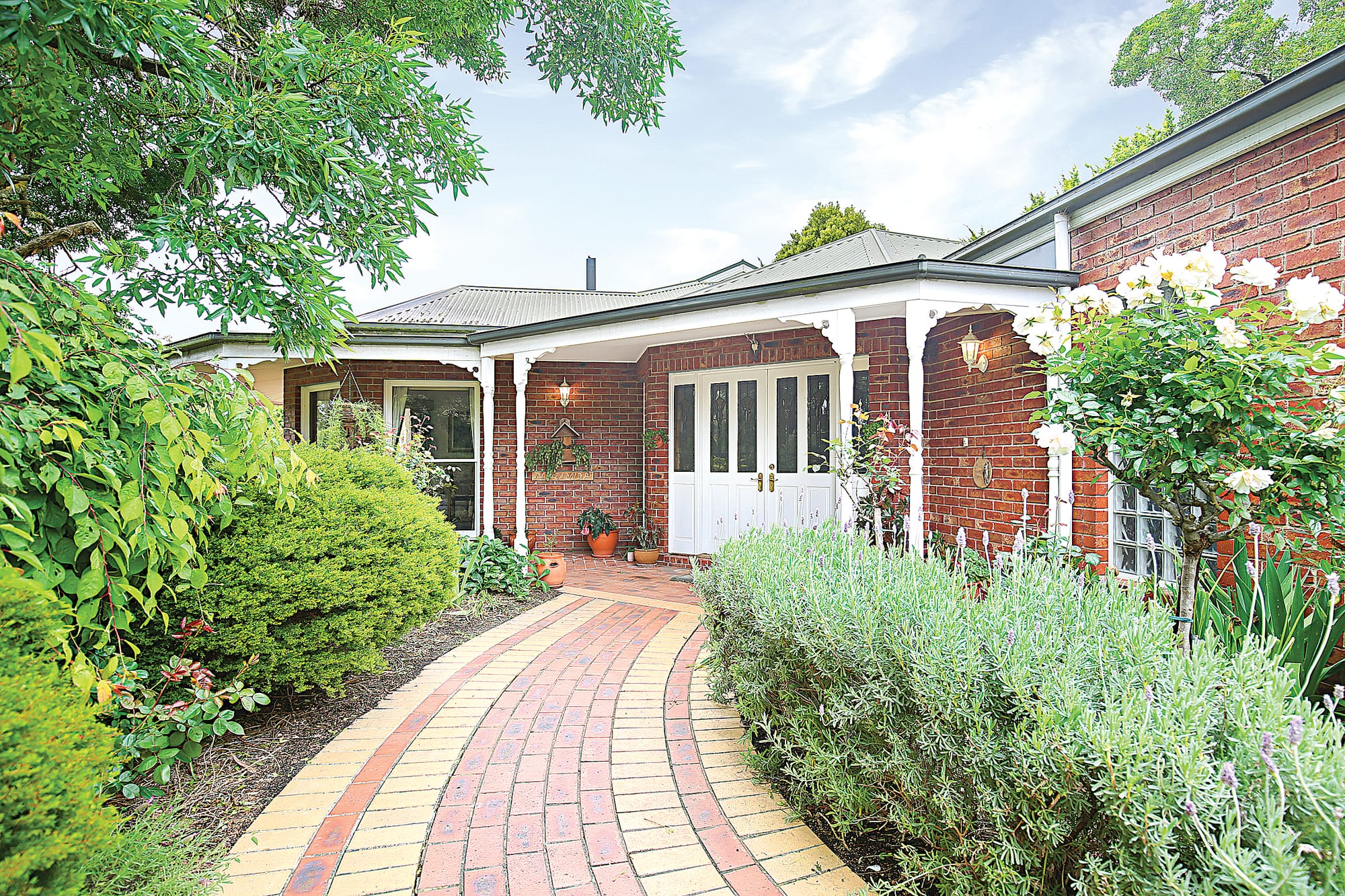 Stunning tranquillity on 3.9 Acres