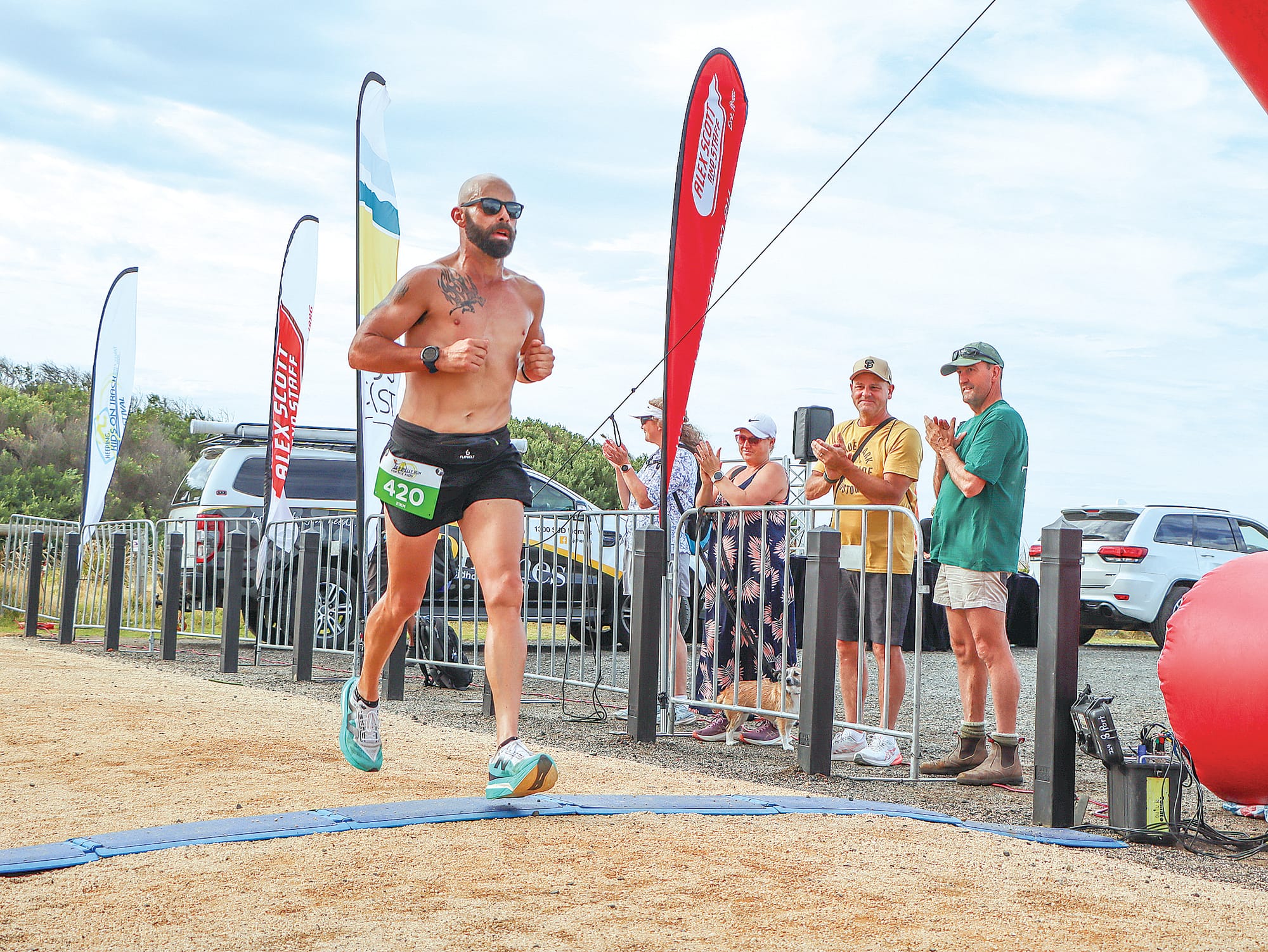 Bill Barry takes out the Half Marathon in a time of 01:26:42. A17_0825