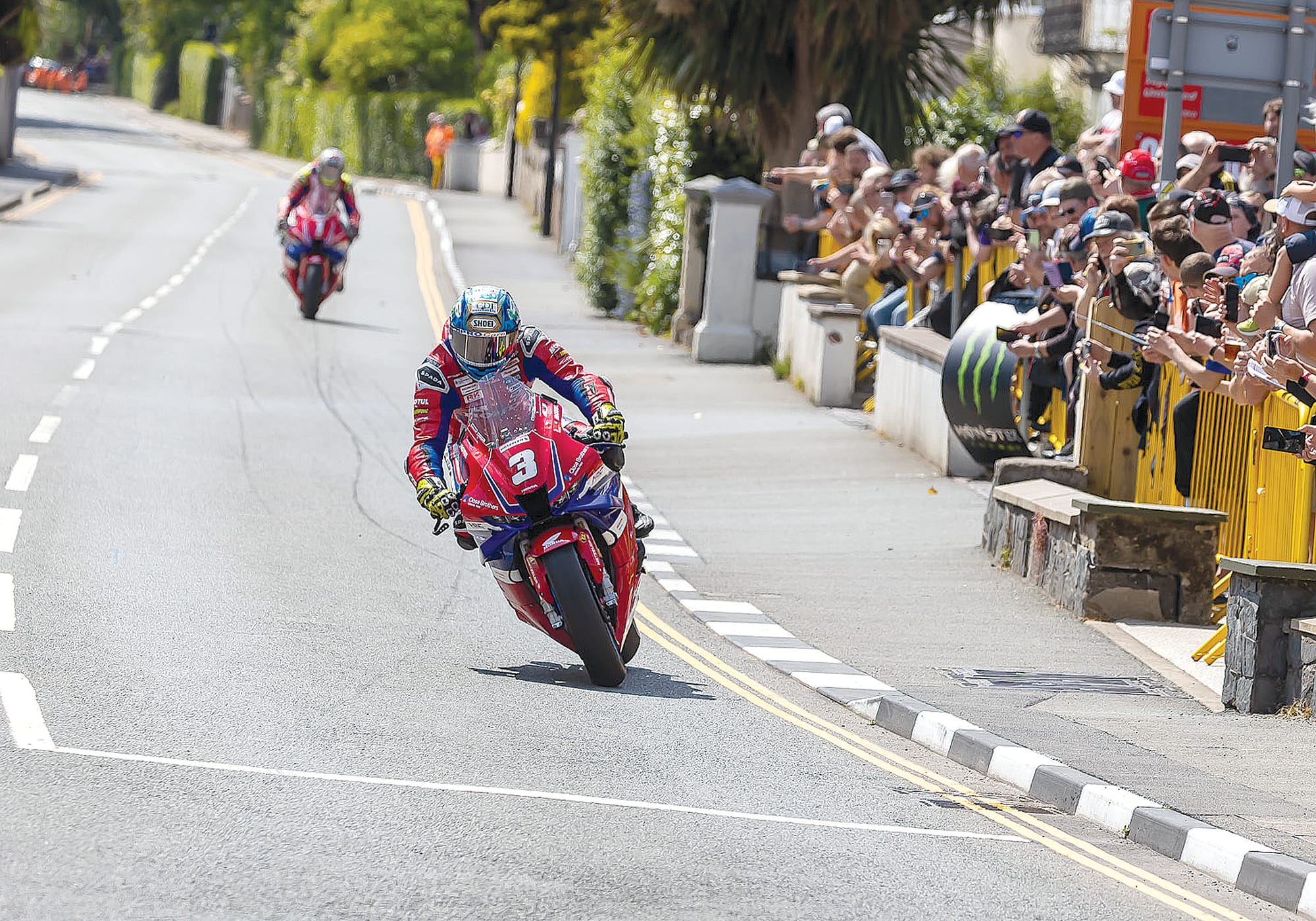 Dean Harrison approaches Parliament Square on his way to victory in the Superstock TT. Photography3922