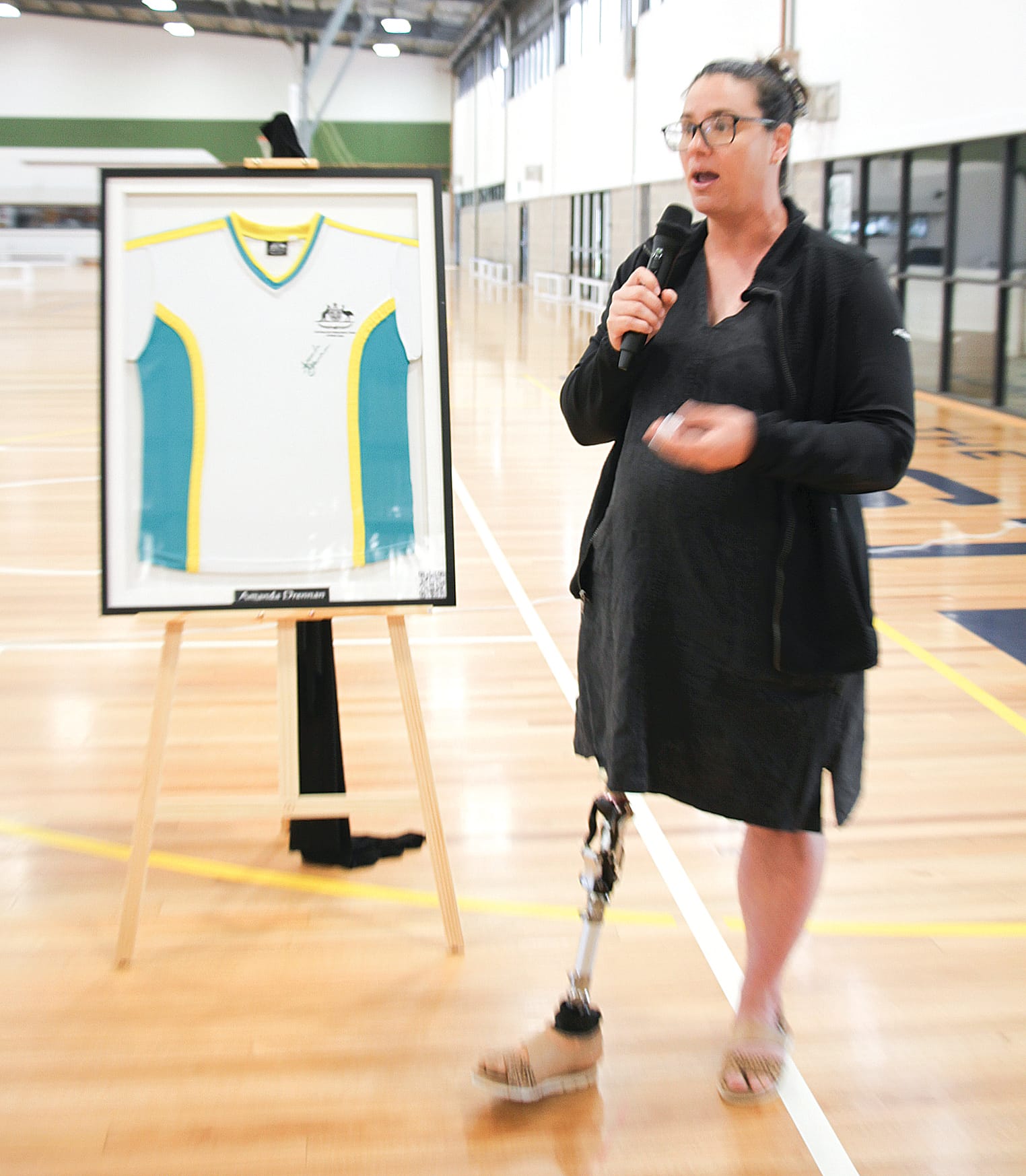 Paralympic swimmer Amanda ‘Mandy’ Drennan honoured as a Dennis Vague sporting alumni at Bass Coast Secondary College. B29_5124