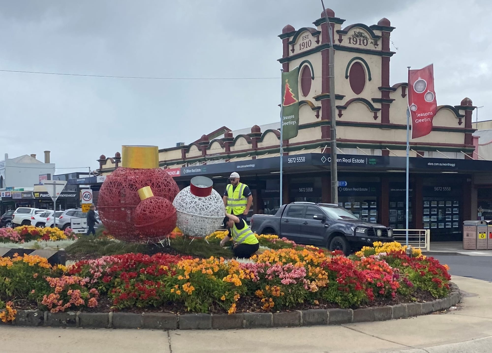 Updated: Sing a song of Christmas in your town