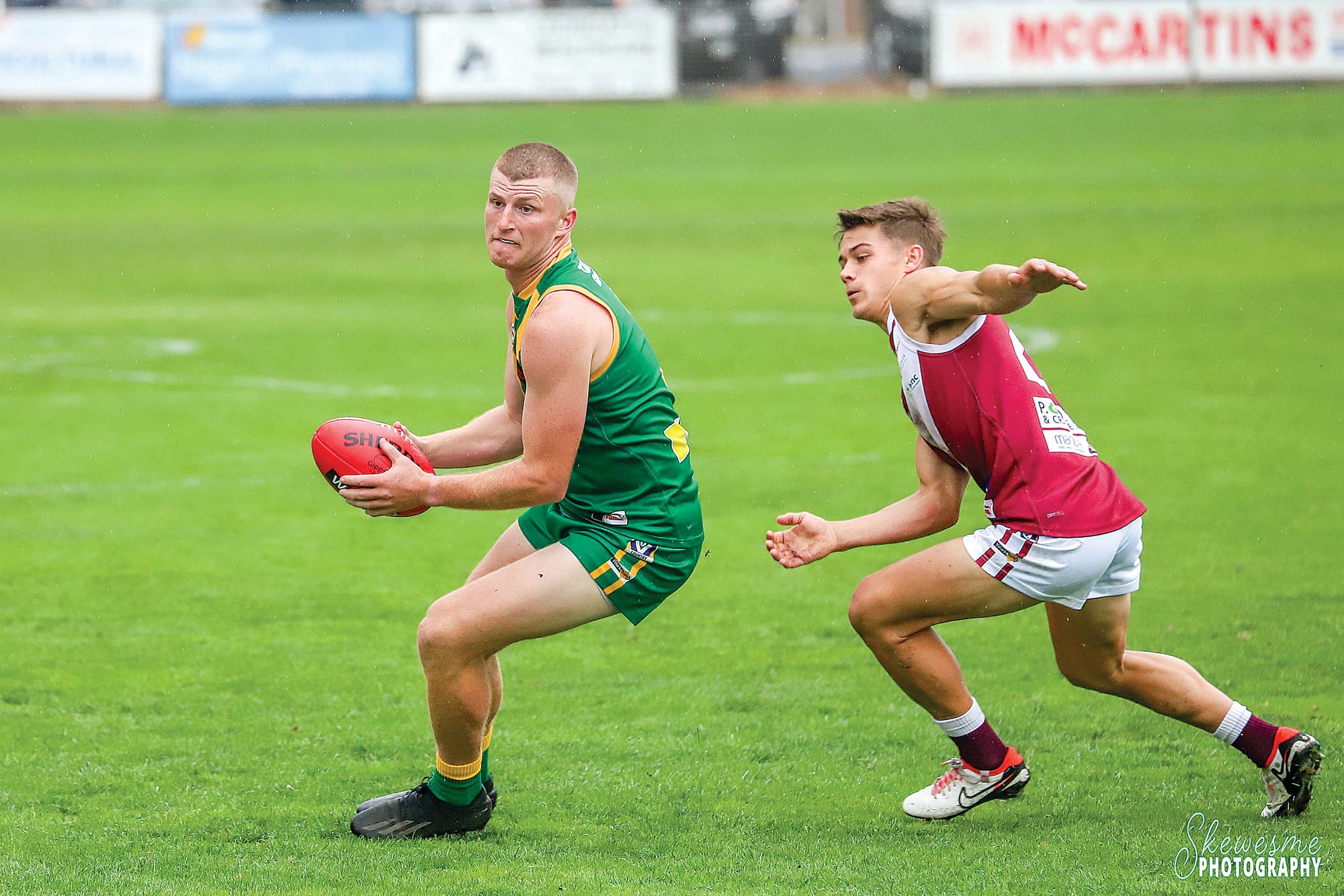 Sam Forrester weighs up his options. Photo Tracey – Skewesme Photography.