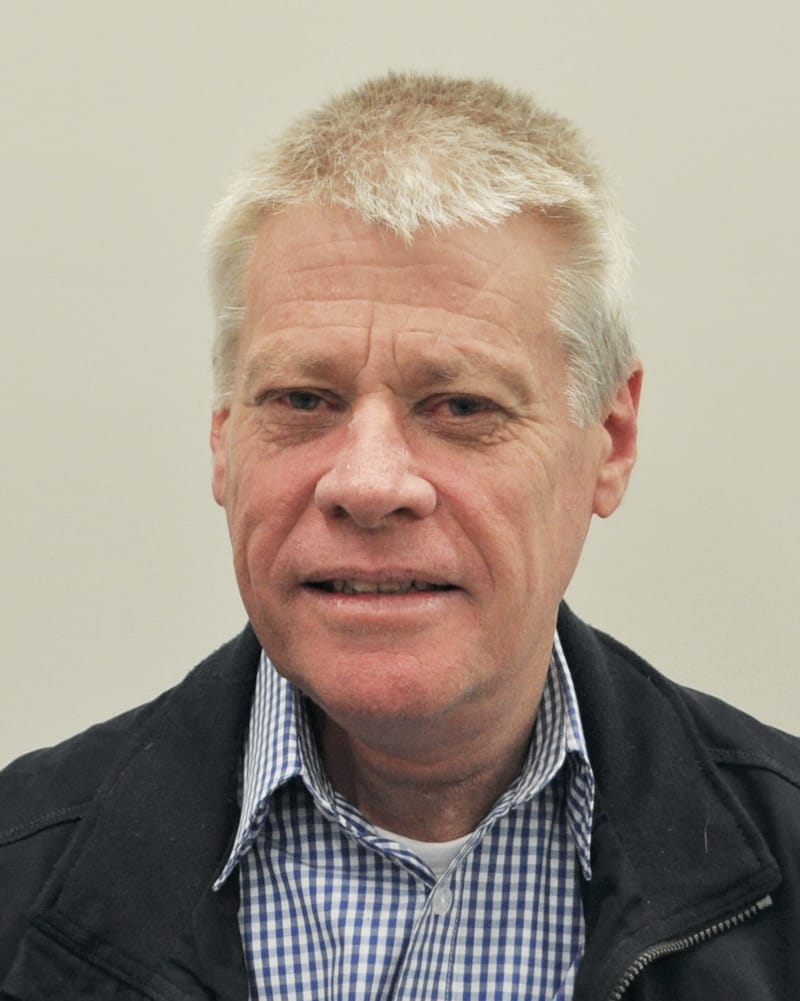 Hospital CEO announces retirement