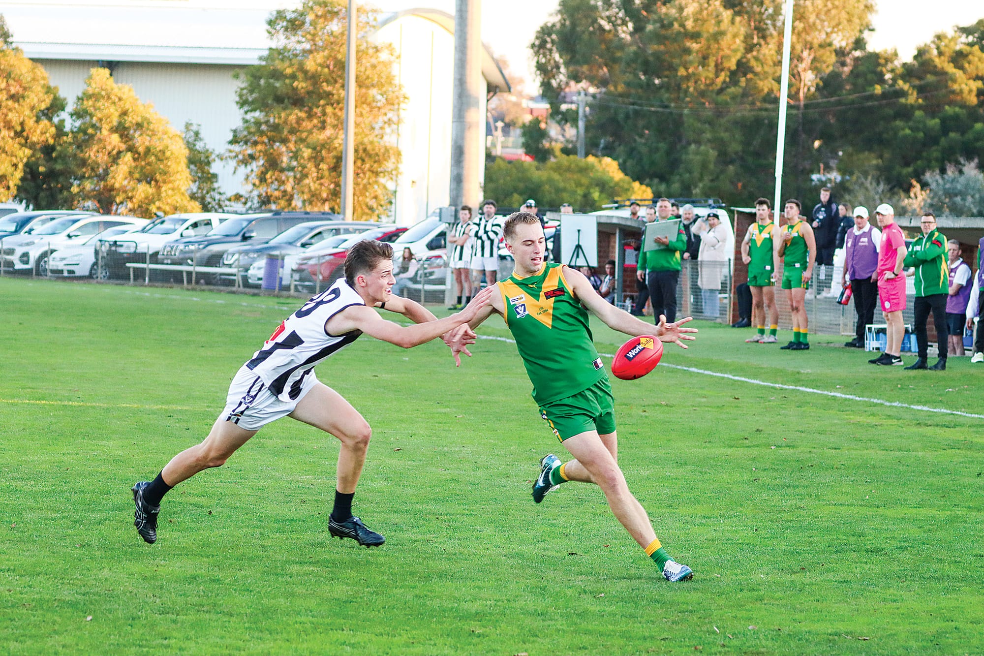 Jack Hume gets set to boot Leongatha forward.