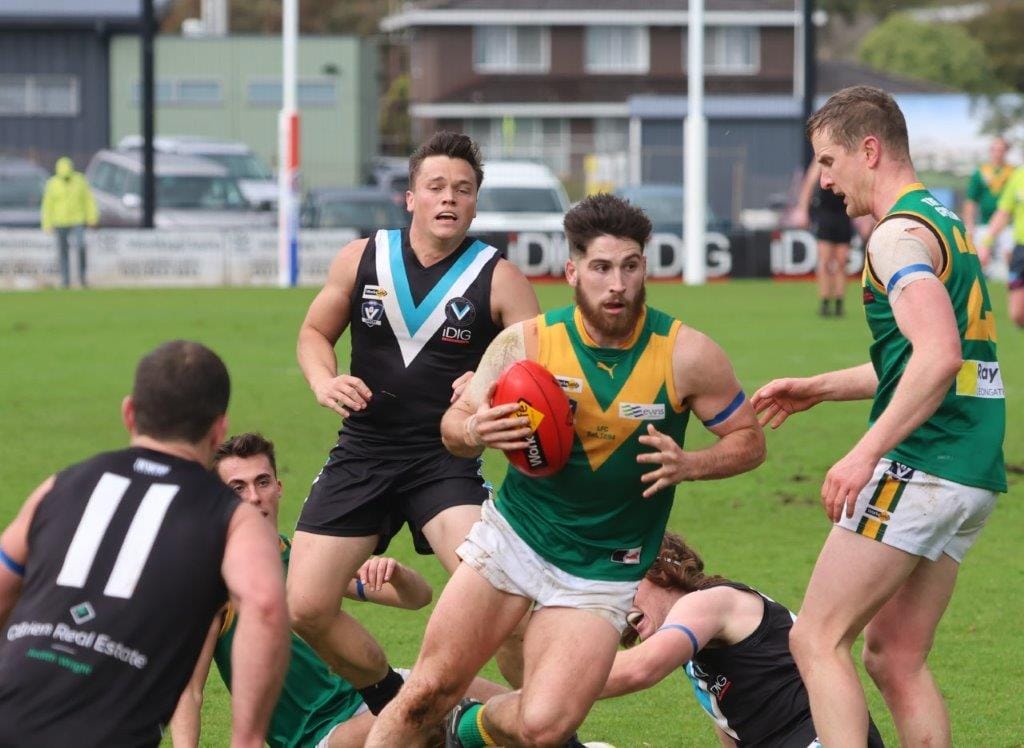 Kim Drew put in his best game for the Parrots on Saturday but it wasn't enough to stop Wonthaggi.