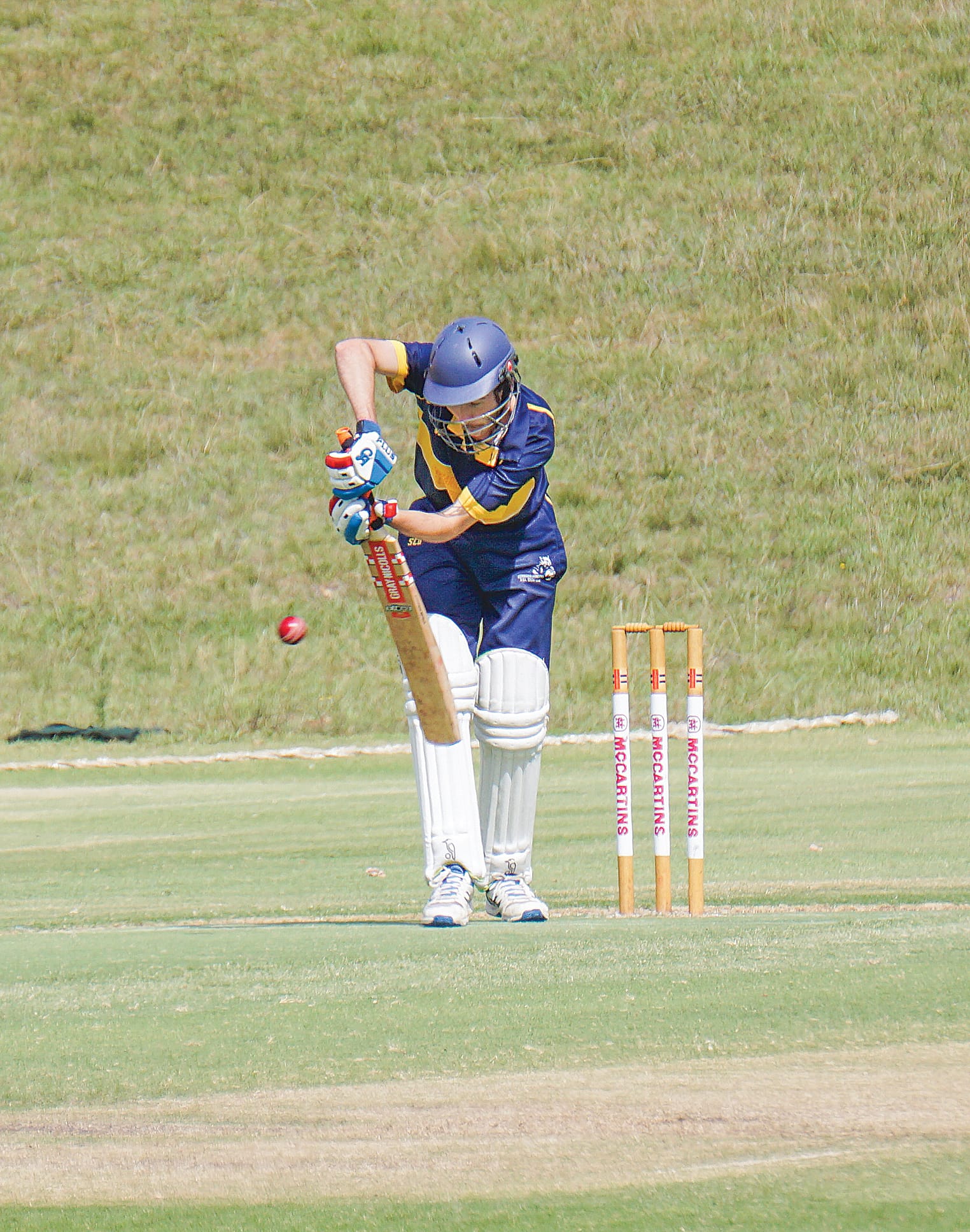 Josh Thomas looks to take his shot carefully. Ns081323