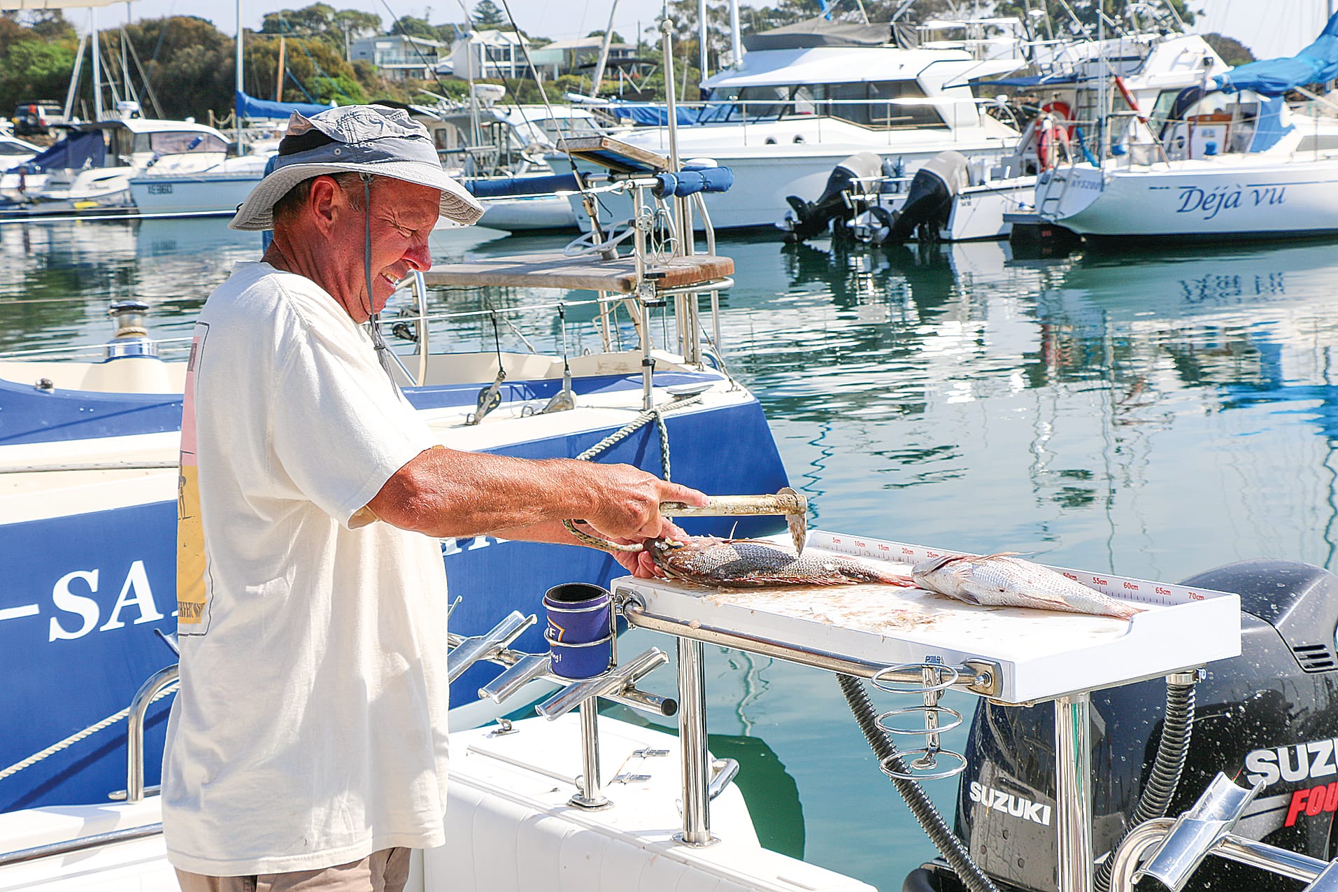 Rob Harvie prepares the snapper. C26_1325