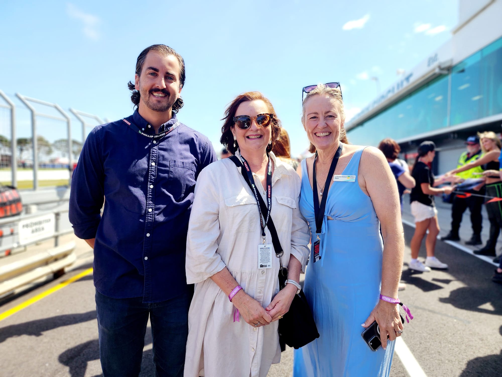 You never know who you might bump into on the Pit Lane Walk! Shannan Little, Kim Storey and Mayor Rochelle Halstead.