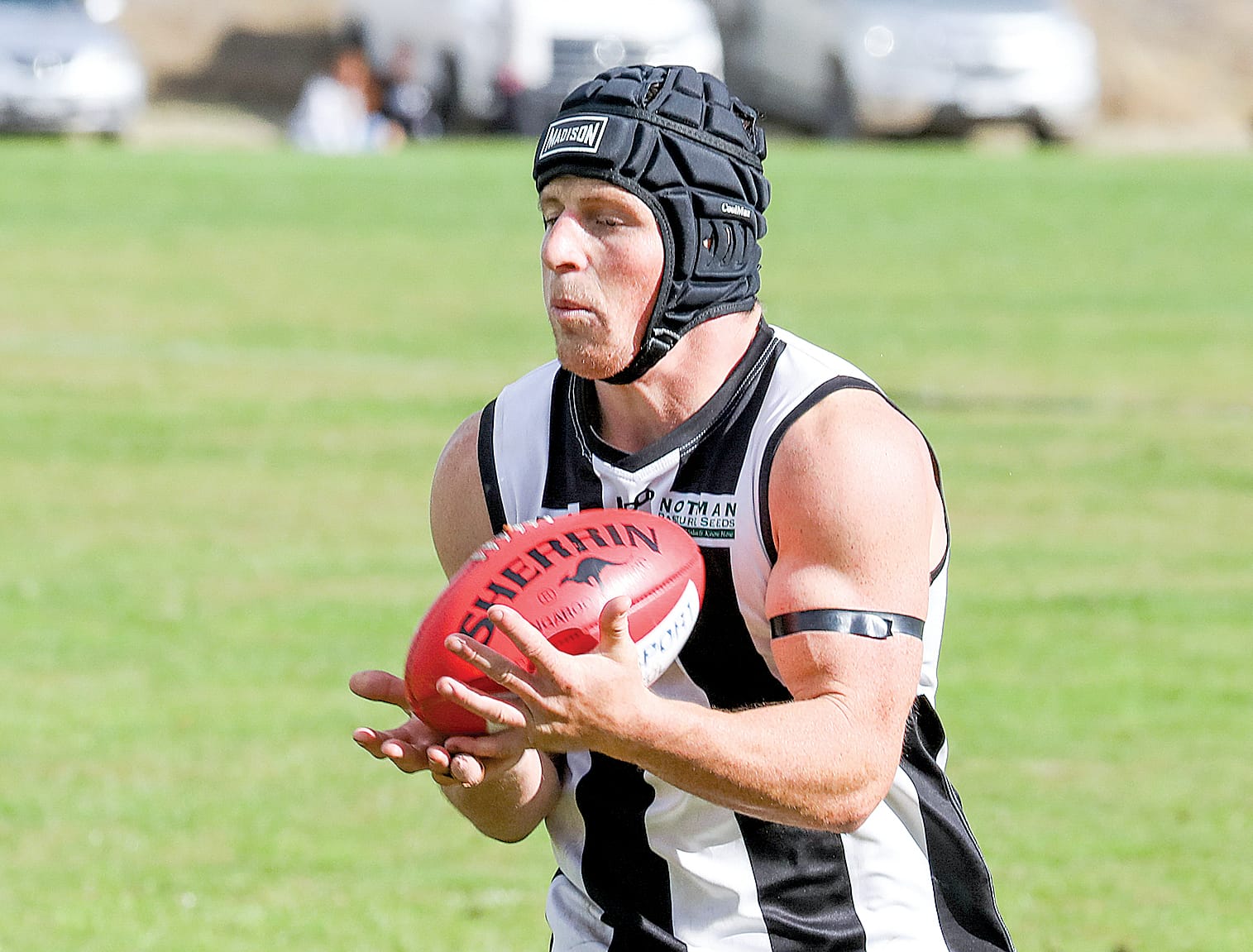 Poowong retains Demon Cup in close match