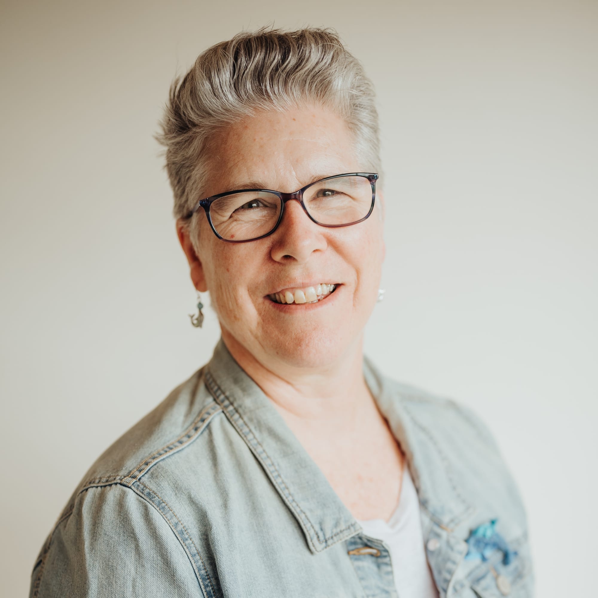 Jen Broomhall releases Mermaids No Longer: People of the Sea