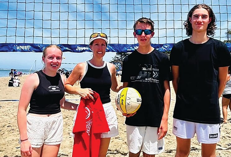 Yellow Division winning team Surfs Up