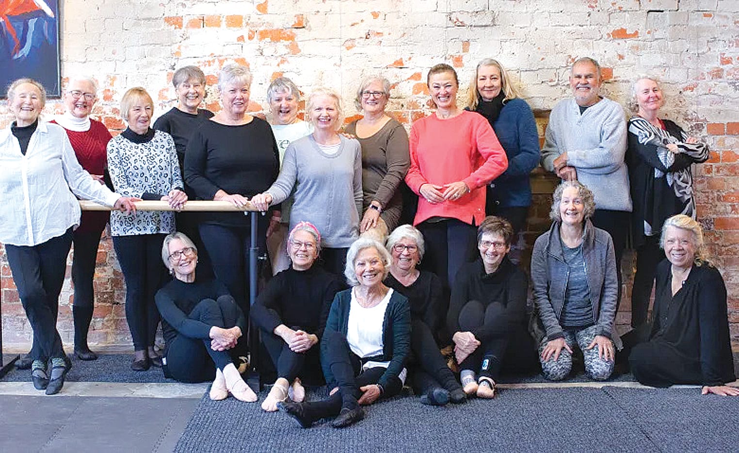 Wendy Crellin and with her class of ballet students recently. Photo: Simon Schulter (The Age).