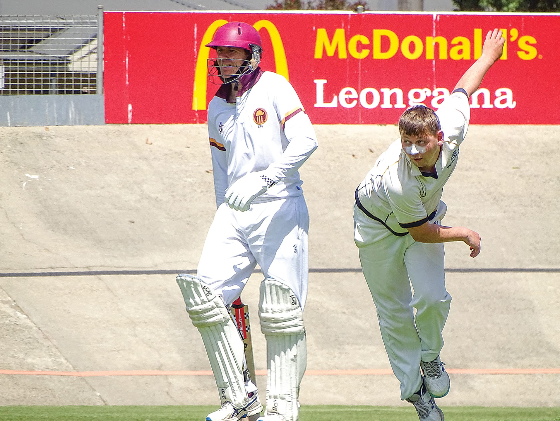Sharks bite Stingrays in top-of-table battle