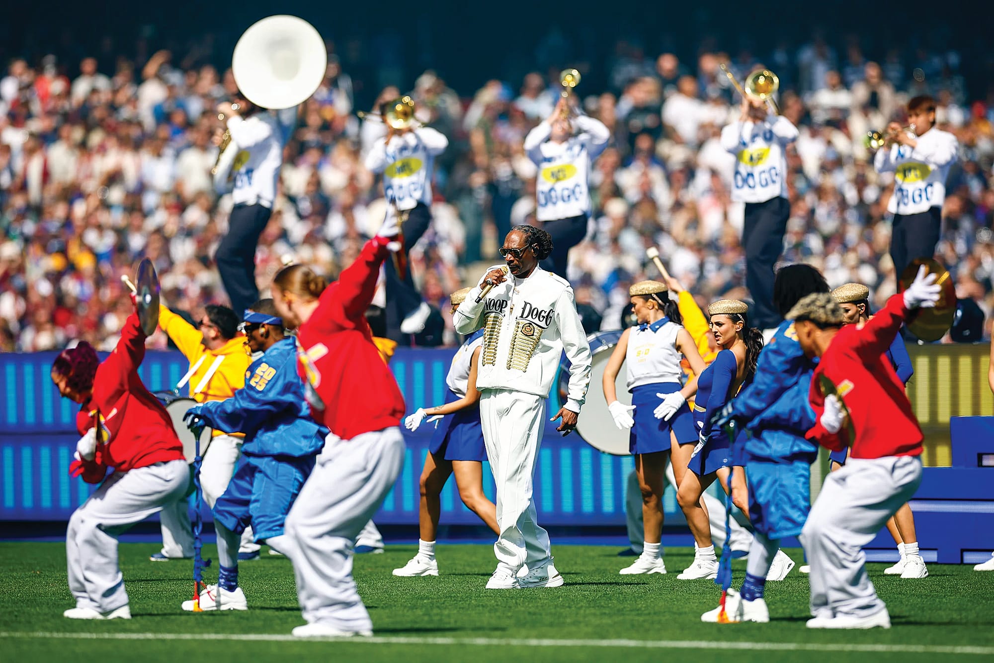 Gracing the MCG grounds for the second year in a row, Marni McGrath lit up the AFL Grand Final entertainment, performing alongside Snoop Dogg.