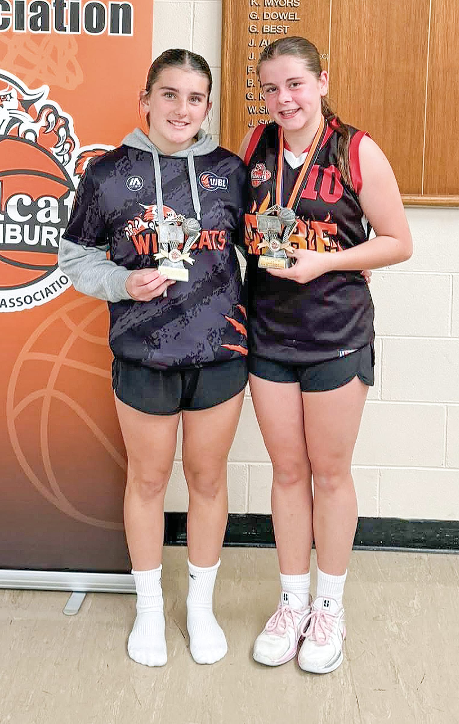 Shylah Coote and Pearl Cruickshank shared the season MVP honours in the U14 girls. Pearl was also the grand final MVP.