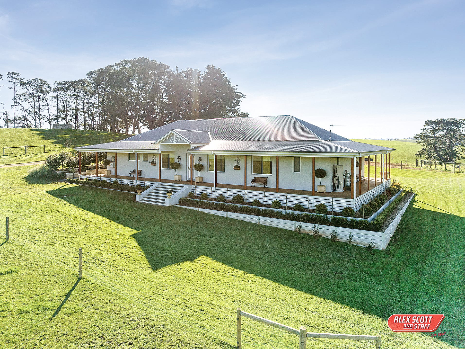 Local architecture at the heart of family living