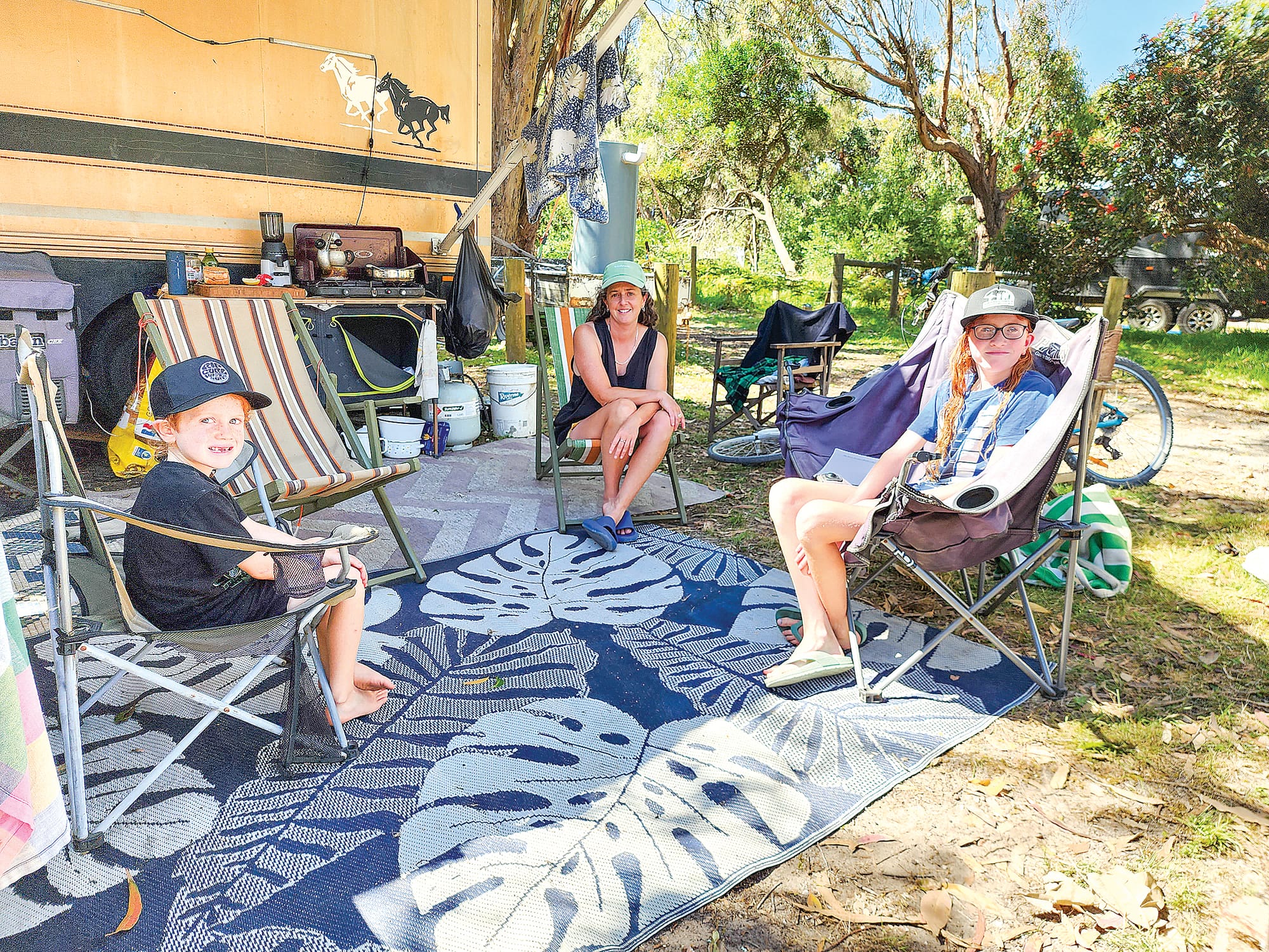 Killick, Blue and Sarah Parkes of Fish Creek head along to Bear Gully every year – with home only a short drive away. C12_0224
