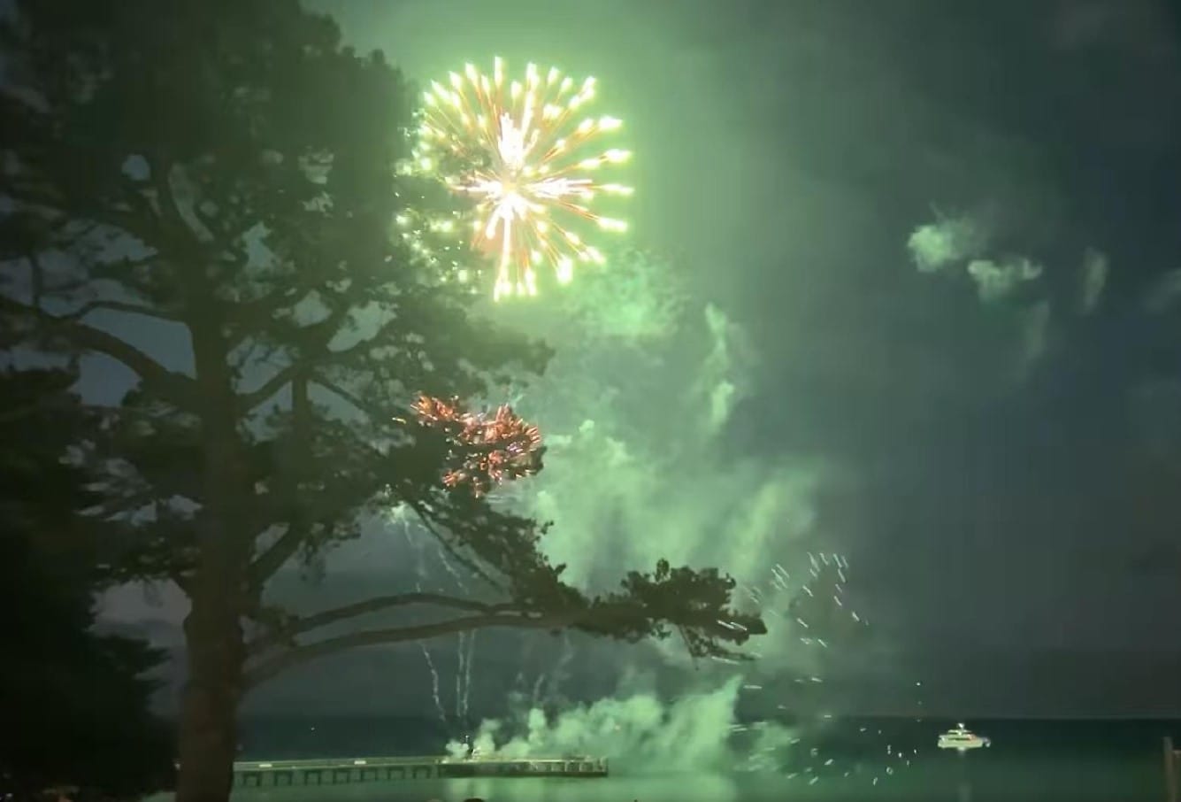 The fireworks display at the Carols By The Bay in Cowes last Tuesday was one of the best scene on the Cowes foreshore.