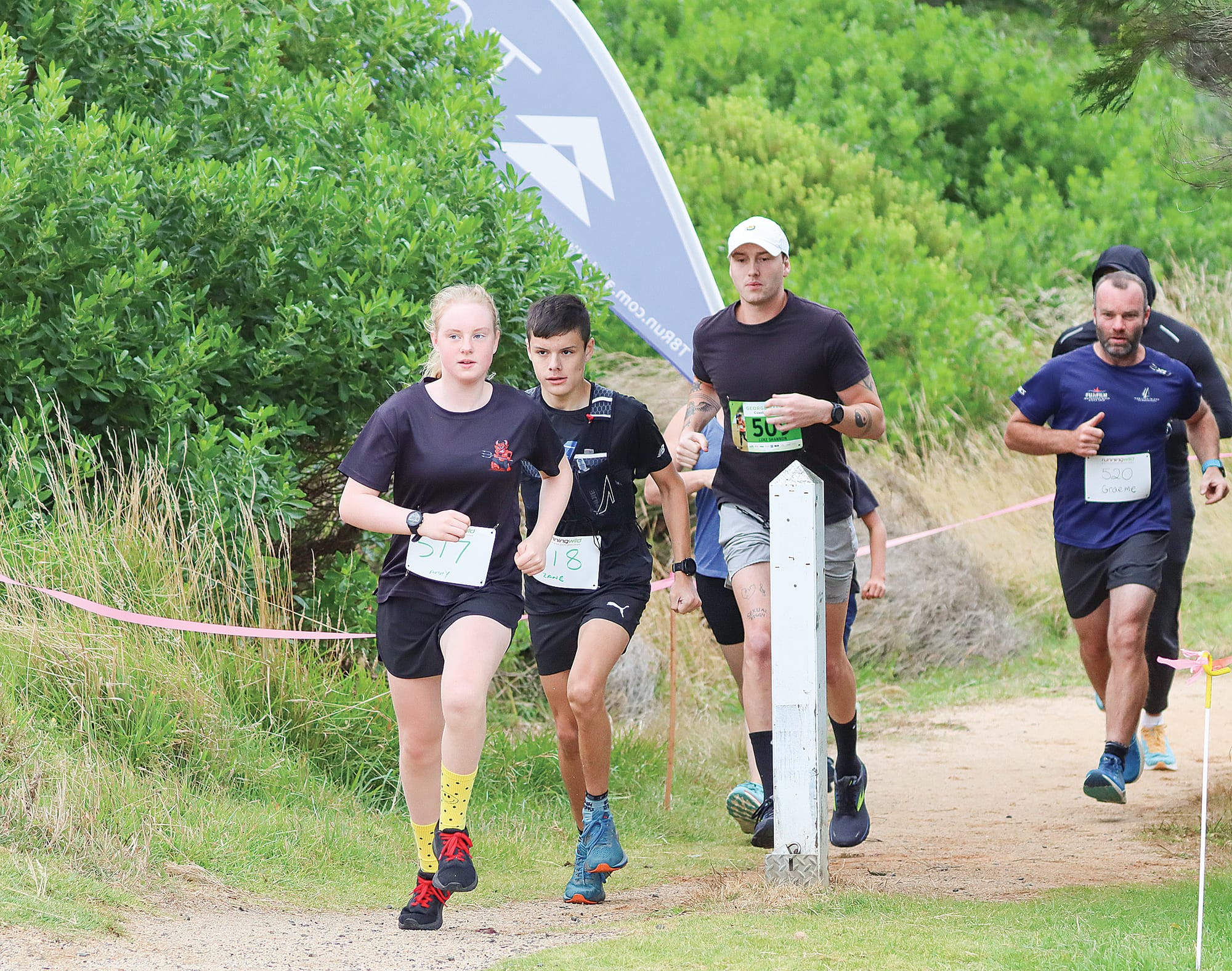 The 5-kilometre race gets going. A23_0623
