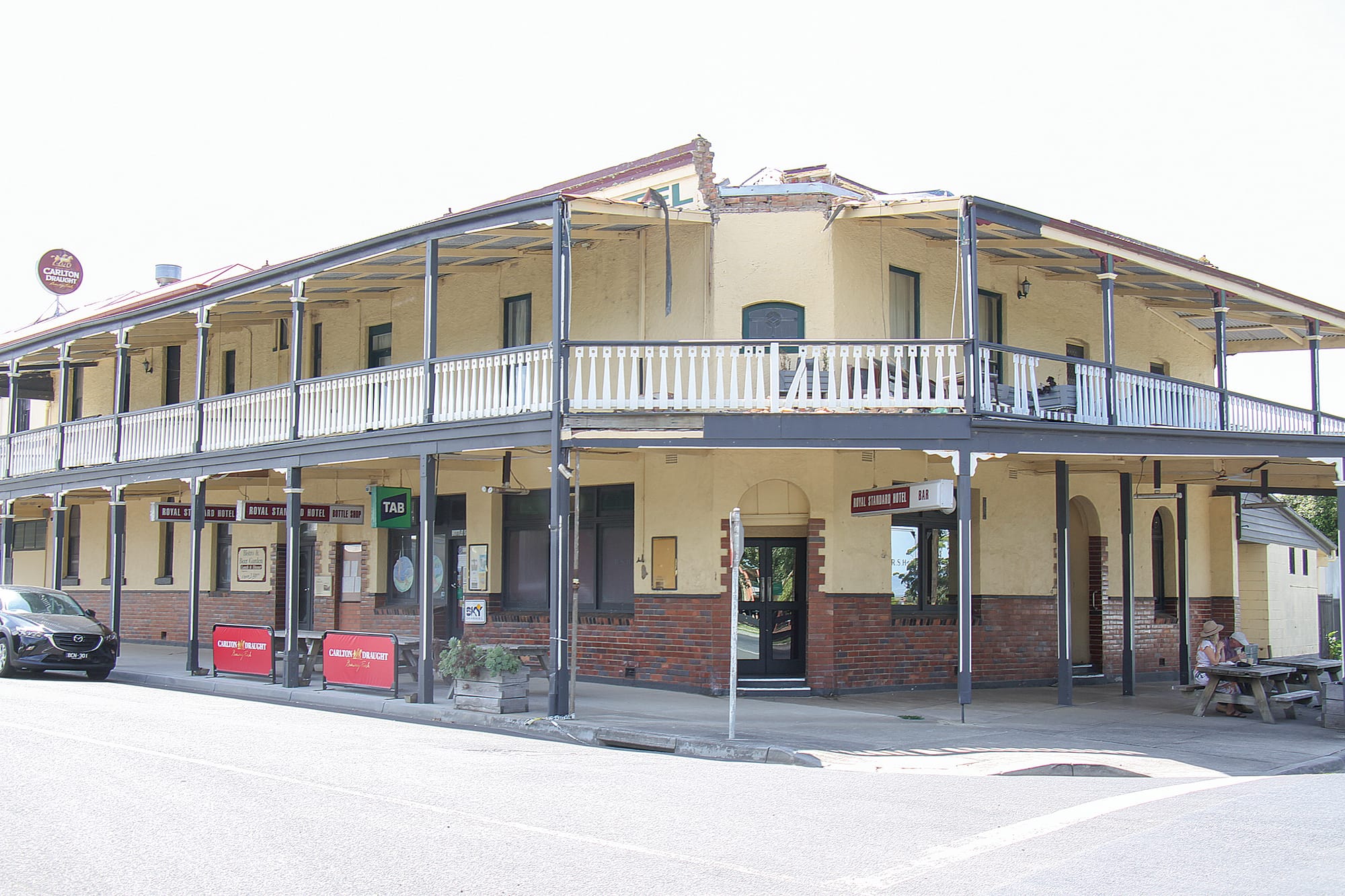 The Royal Standard Hotel in Toora closed until further notice B57_0825